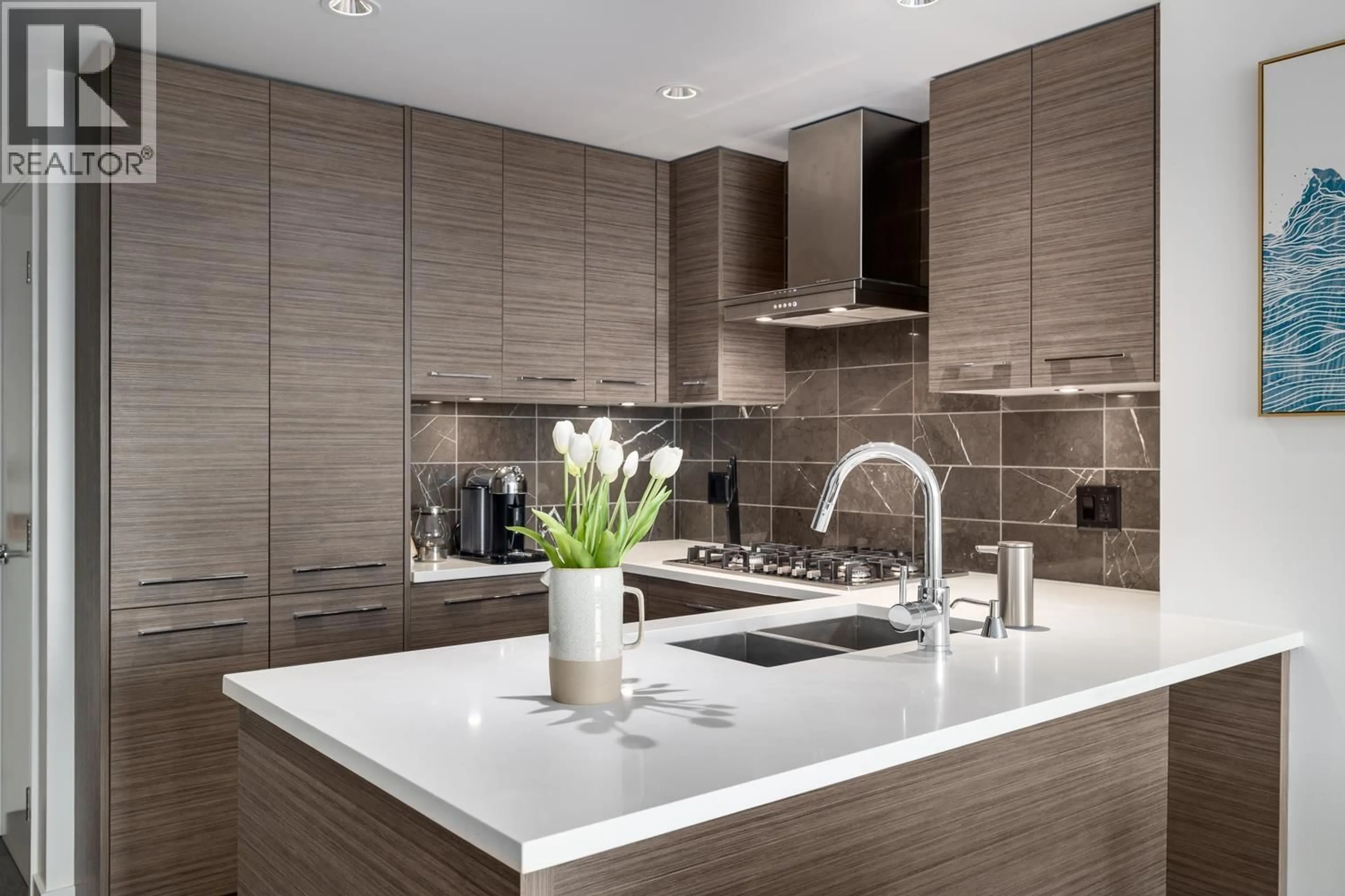 Contemporary kitchen, unknown for 906 - 7488 LANSDOWNE ROAD, Richmond British Columbia V7C0B9