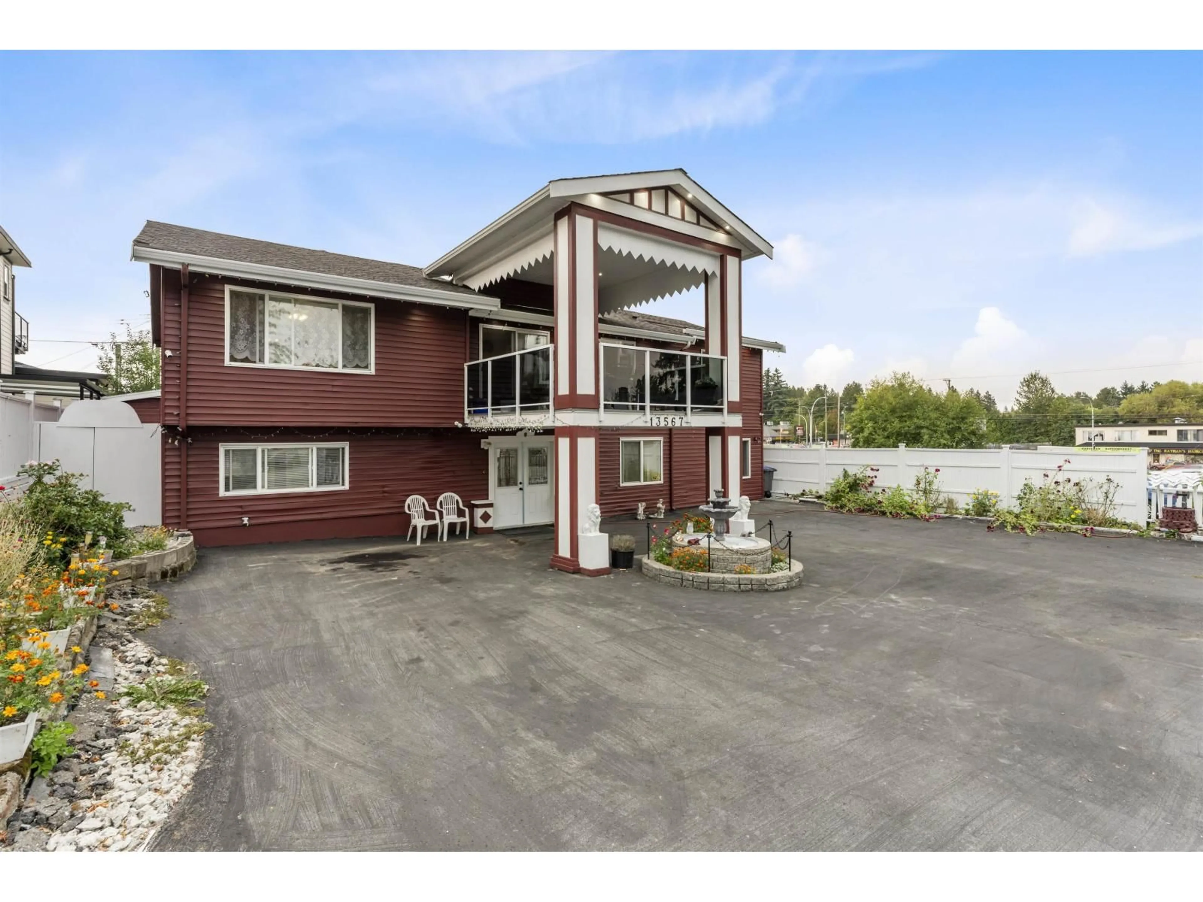 Unknown for 13567 67A, Surrey British Columbia V3W2C1
