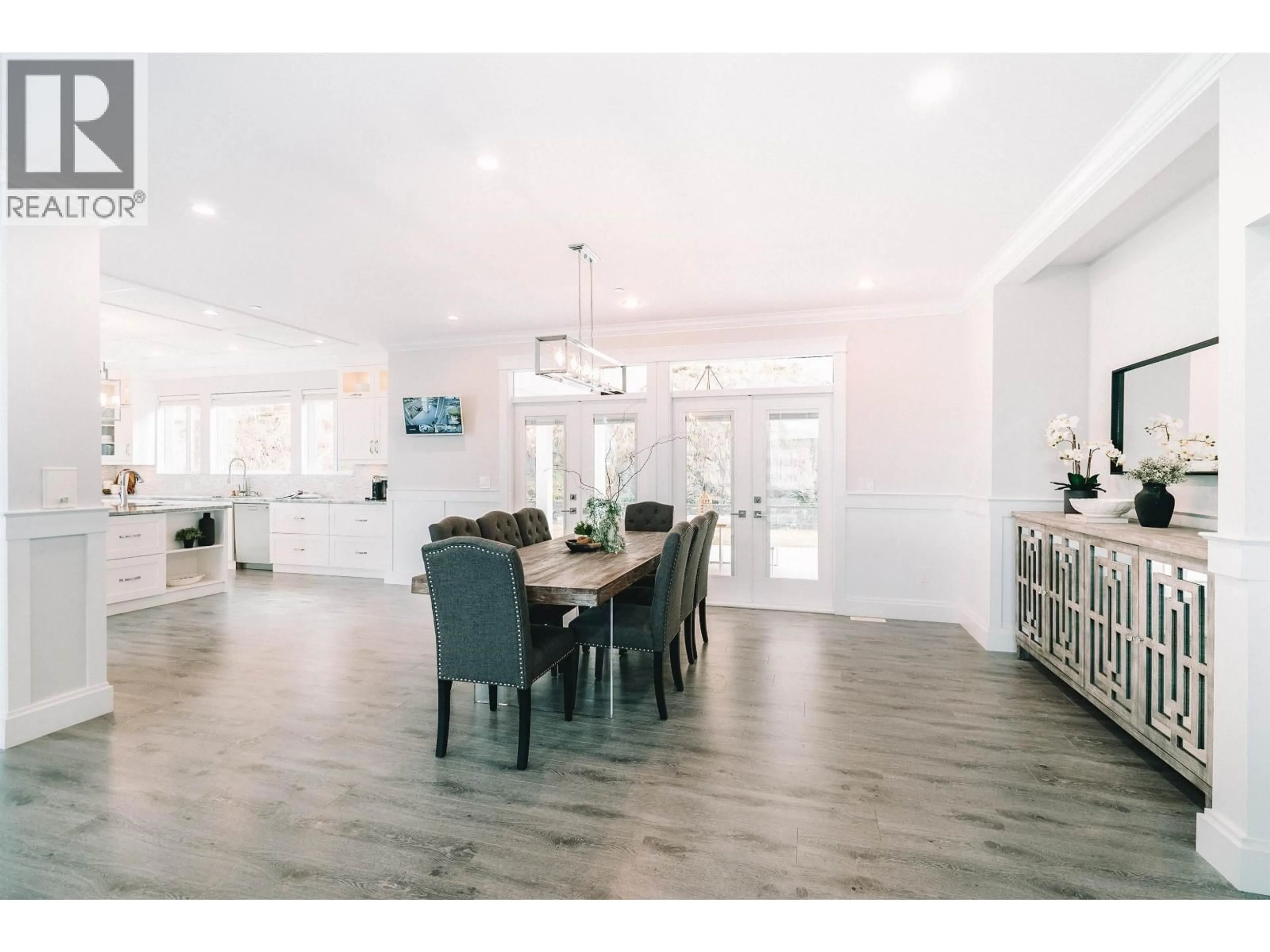 Dining room, wood/laminate floor for 25540 GODWIN DRIVE, Maple Ridge British Columbia V2W1G9