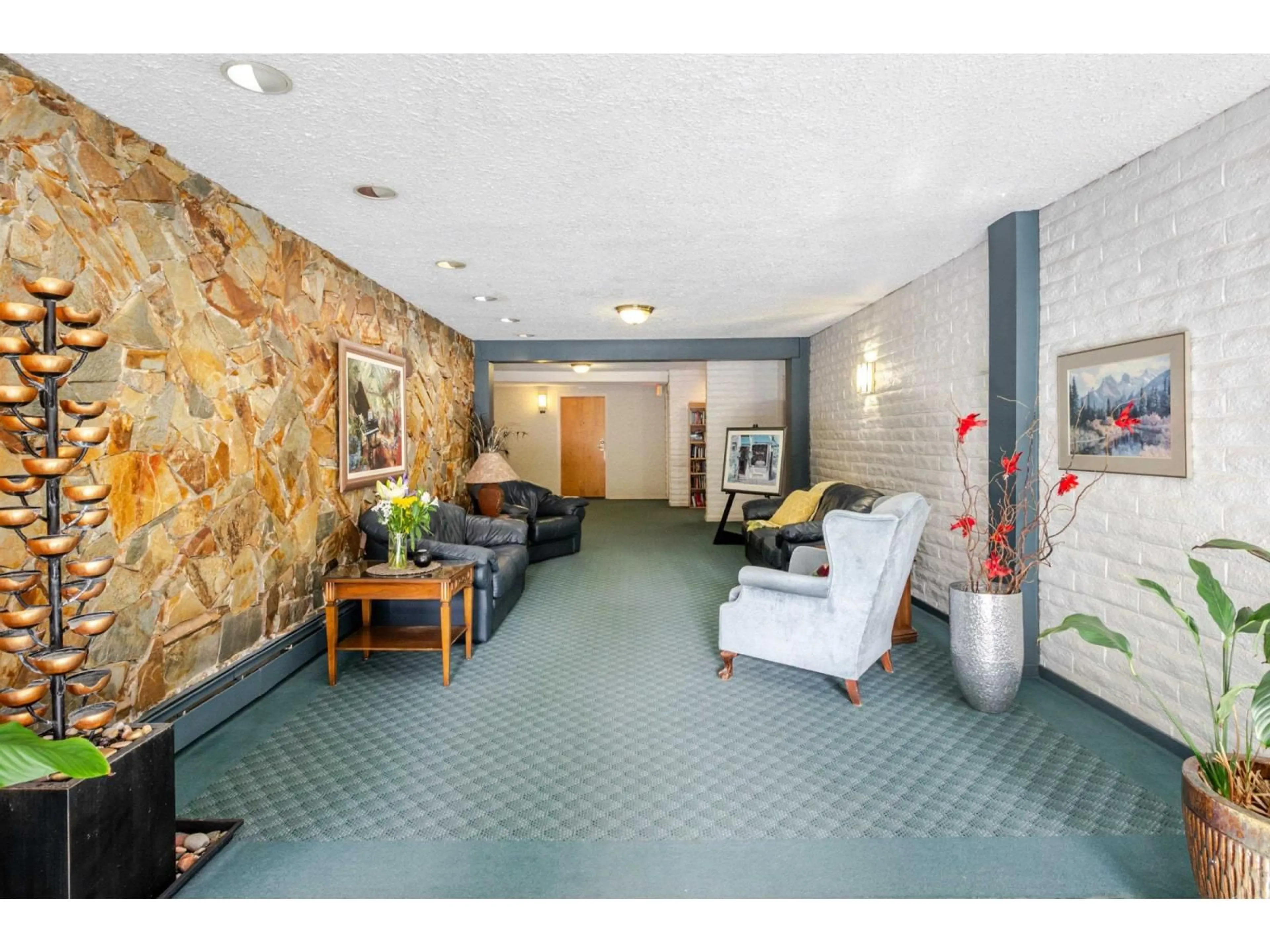 Lobby for #304 - 1351 MARTIN, White Rock British Columbia V4B3W6
