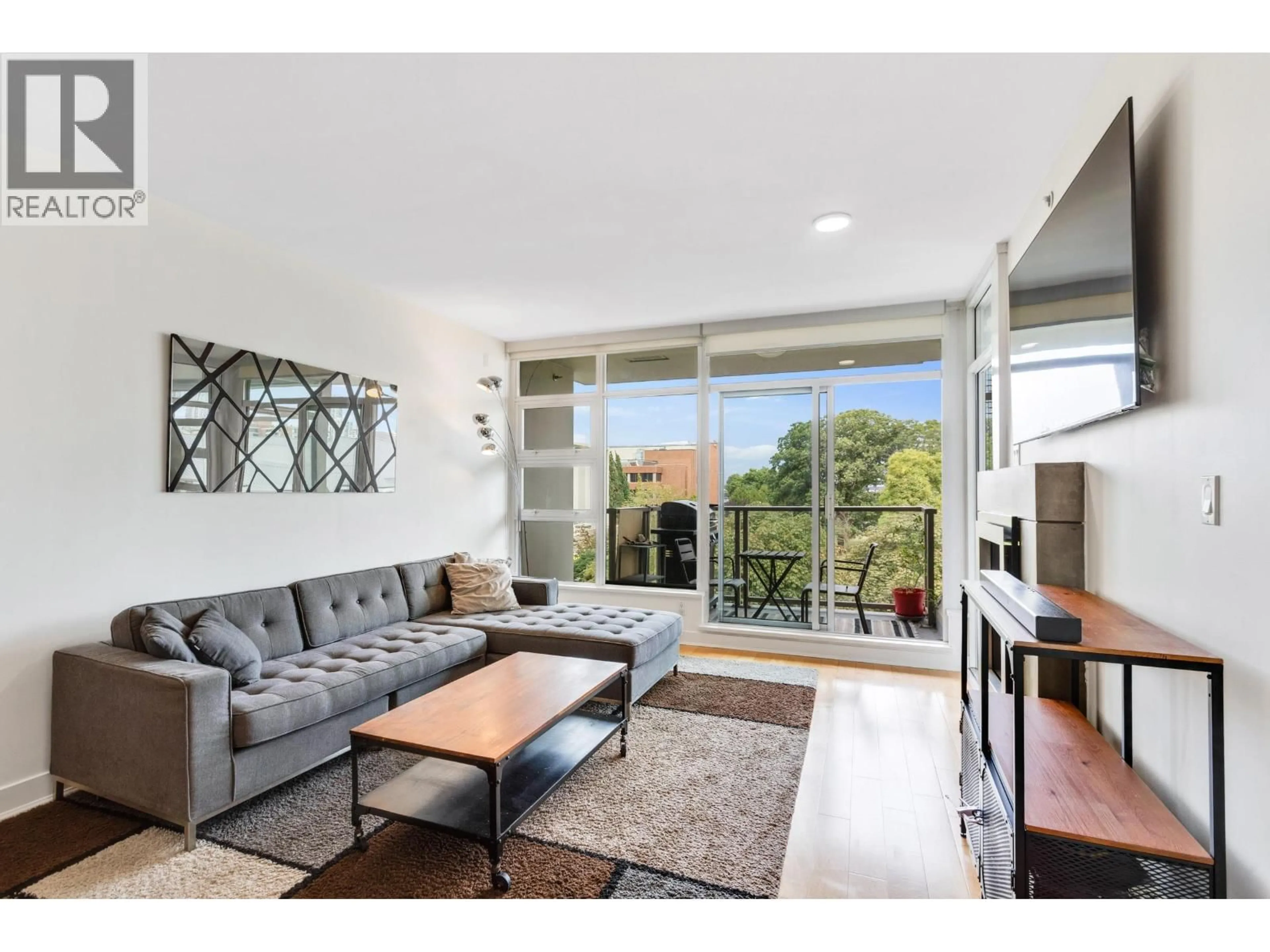 Living room with furniture, unknown for 405 - 1808 1ST AVENUE, Vancouver British Columbia V6J0B3