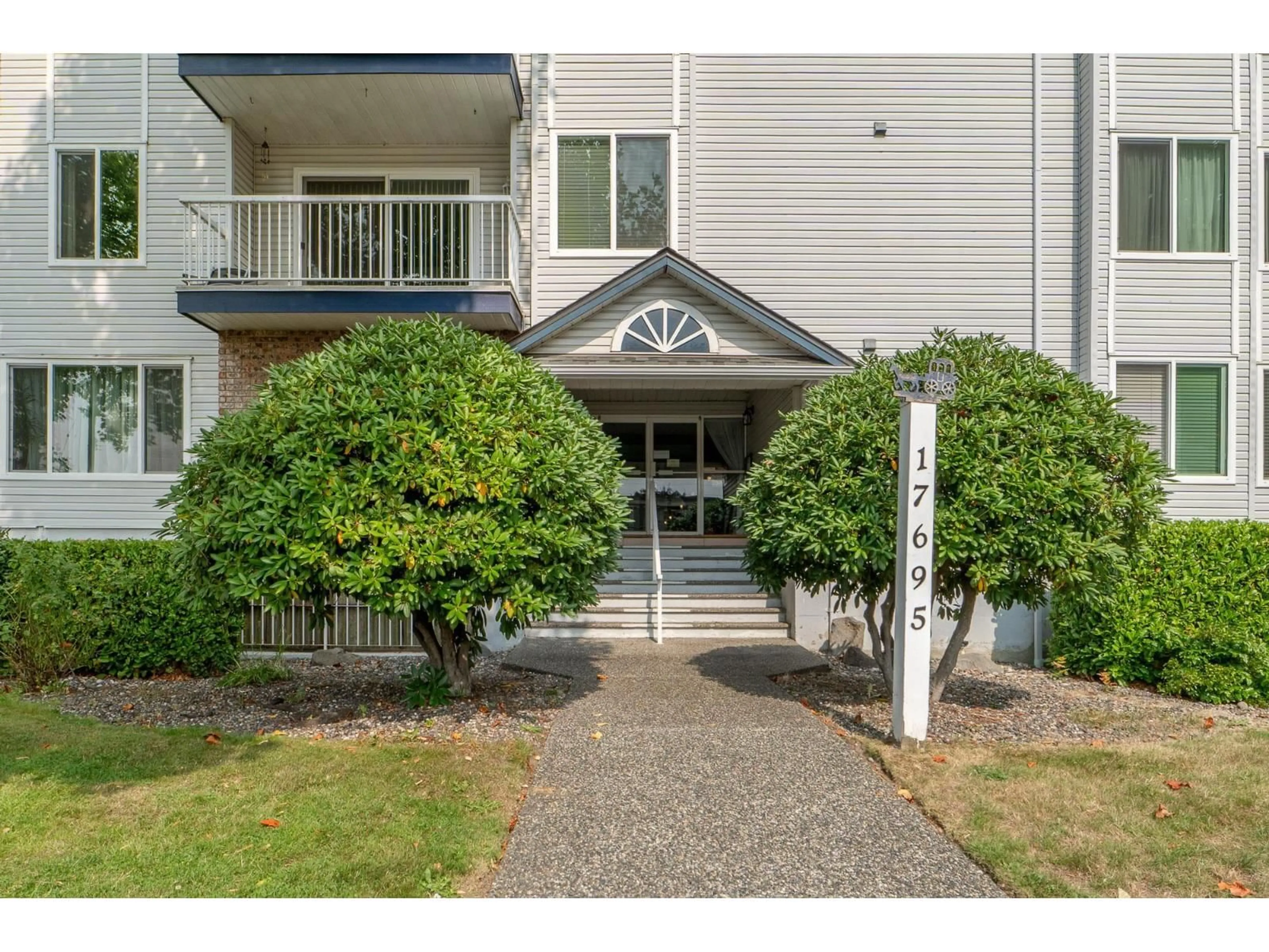 Unknown for 309 - 17695 58, Surrey British Columbia V3S1L5
