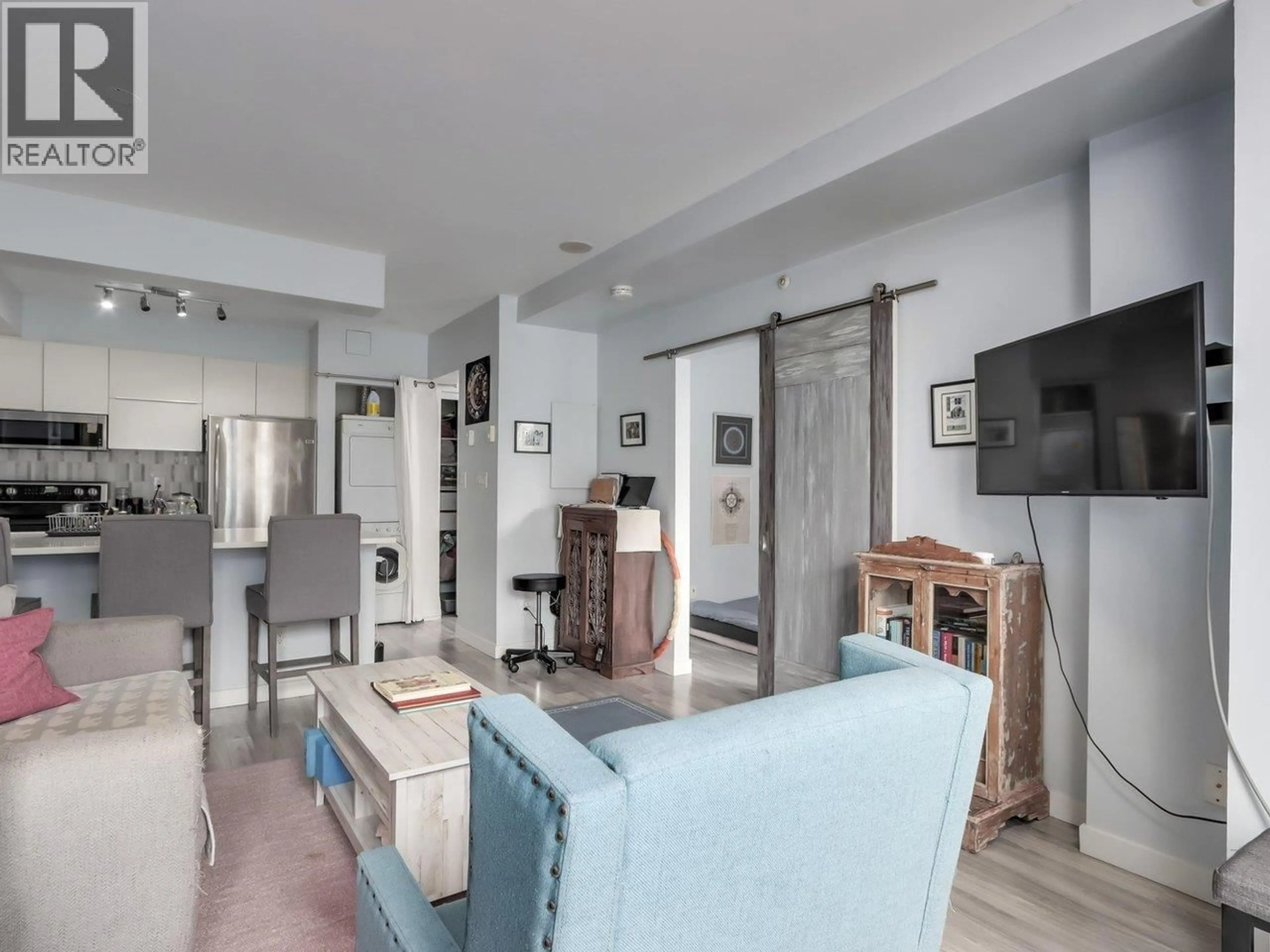 Living room with furniture, unknown for 1628 CYPRESS STREET, Vancouver British Columbia V6J5J1
