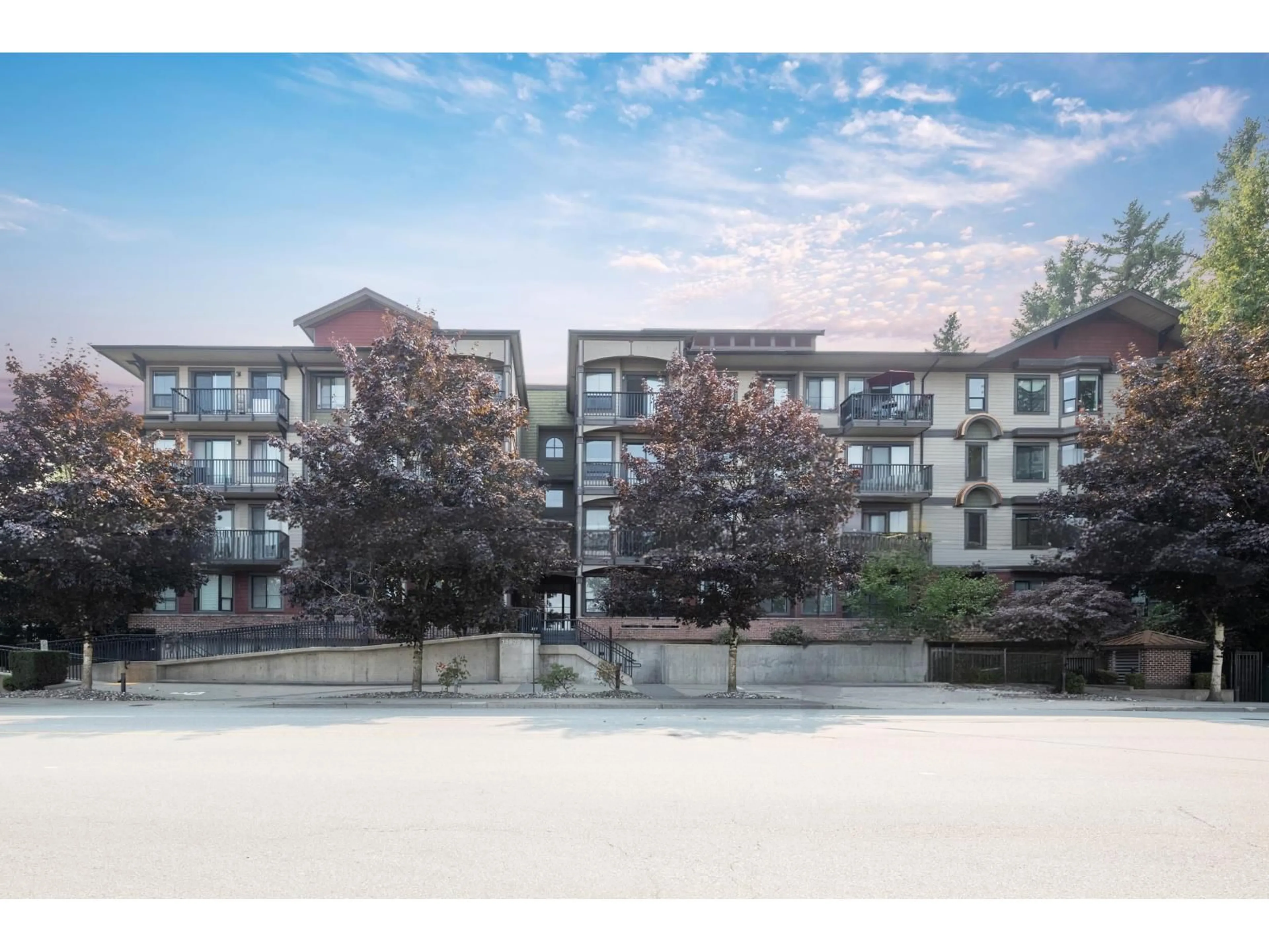 Unknown for 308 - 19830 56, Langley British Columbia V3A0A5