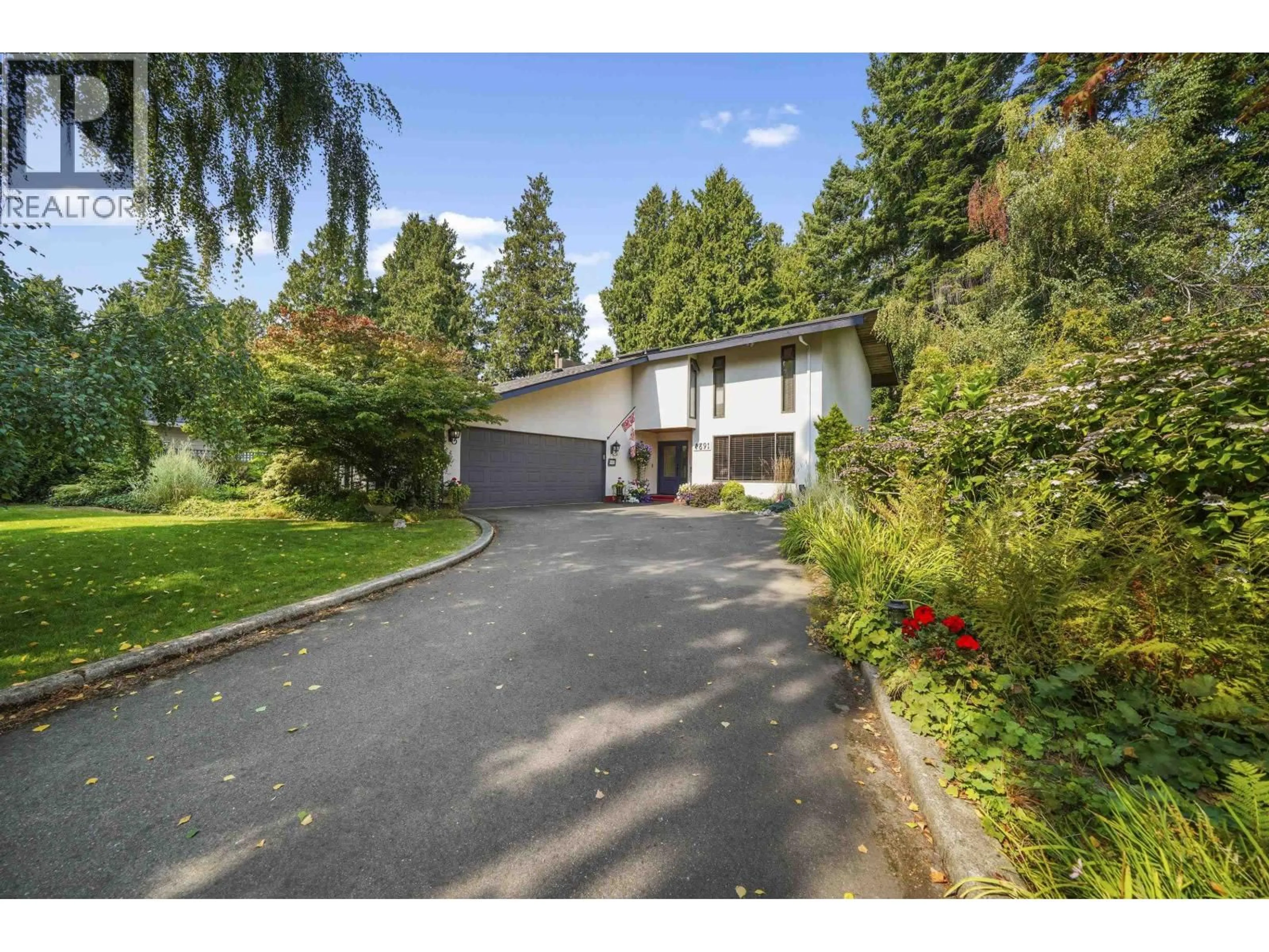 A pic from outside/outdoor area/front of a property/back of a property/a pic from drone, street for 4891 6 AVENUE, Delta British Columbia V4M1L2