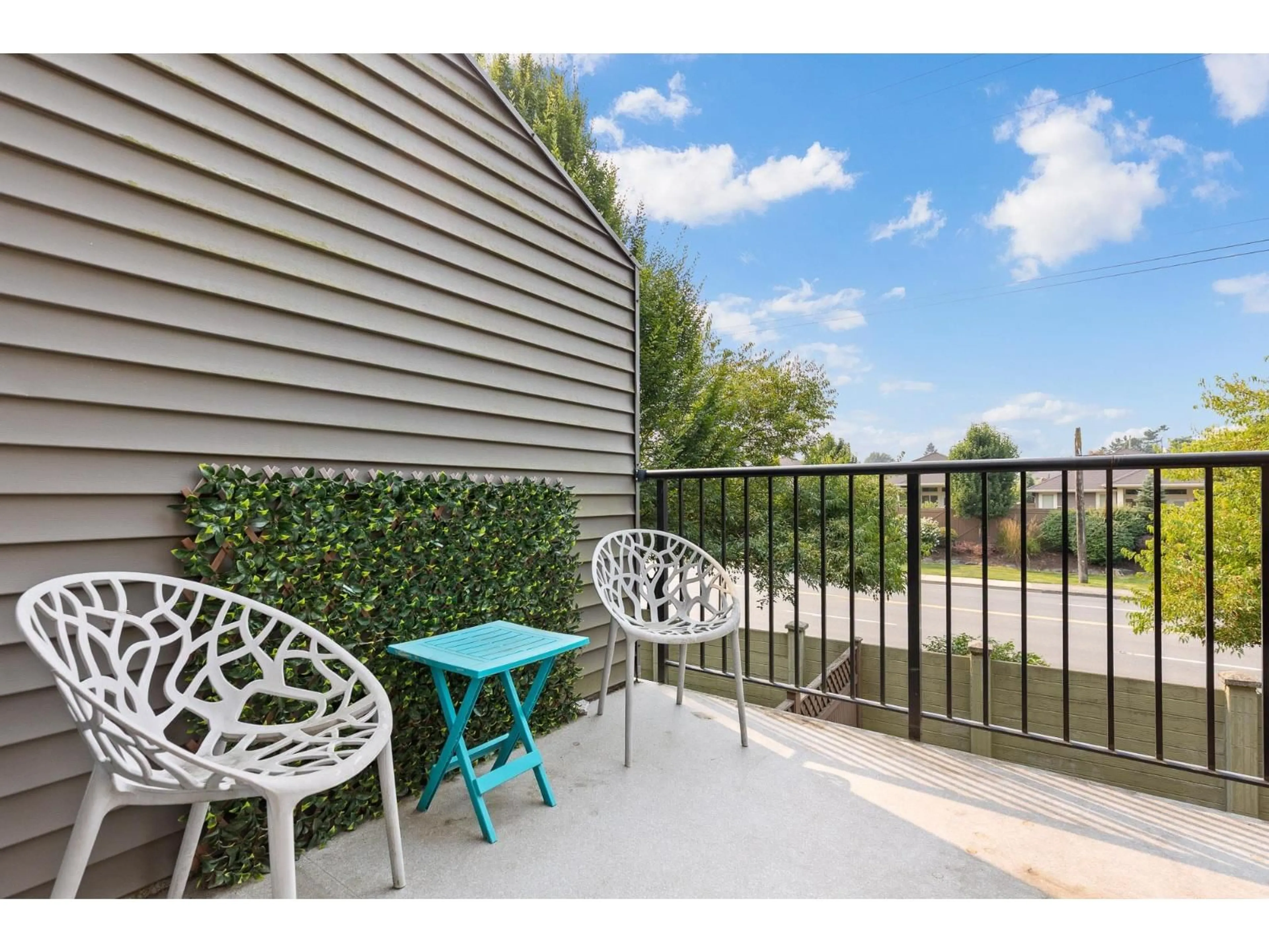 Patio, water/lake/river/ocean view for 22 - 45762 SAFFLOWER CRESCENT, Chilliwack British Columbia V2R0S4