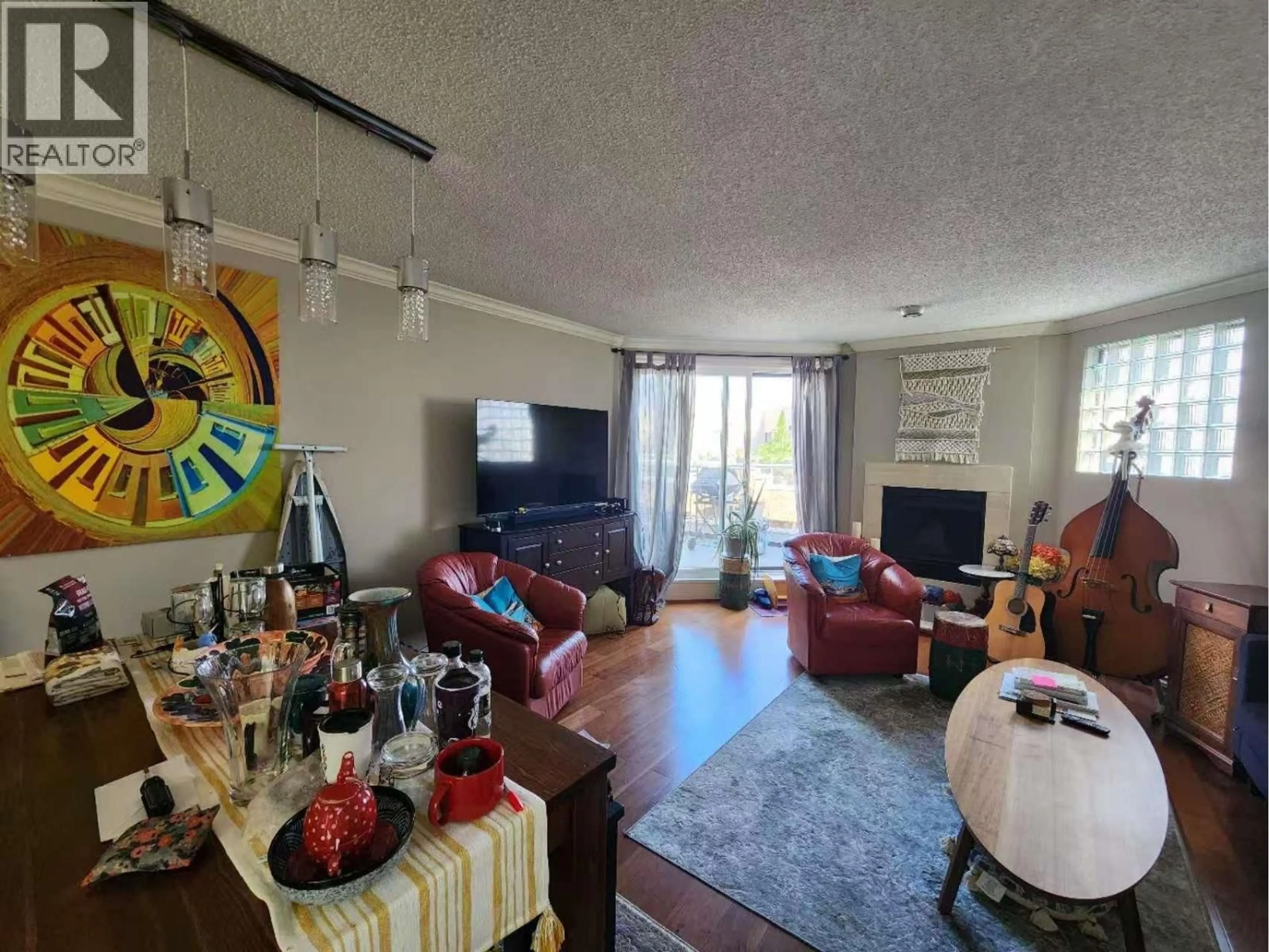 Living room with furniture, unknown for 10 - 744 7TH AVENUE, Vancouver British Columbia V5Z1B8