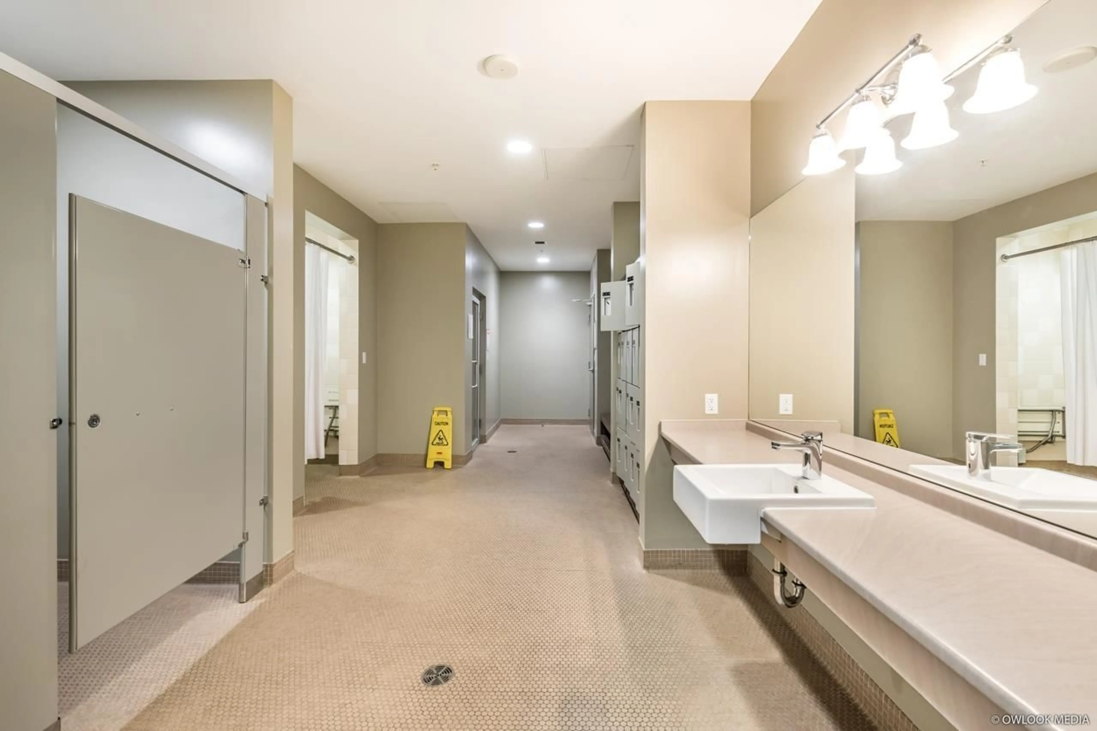 Standard bathroom, unknown for 3001 - 9981 WHALLEY, Surrey British Columbia V3T0G6