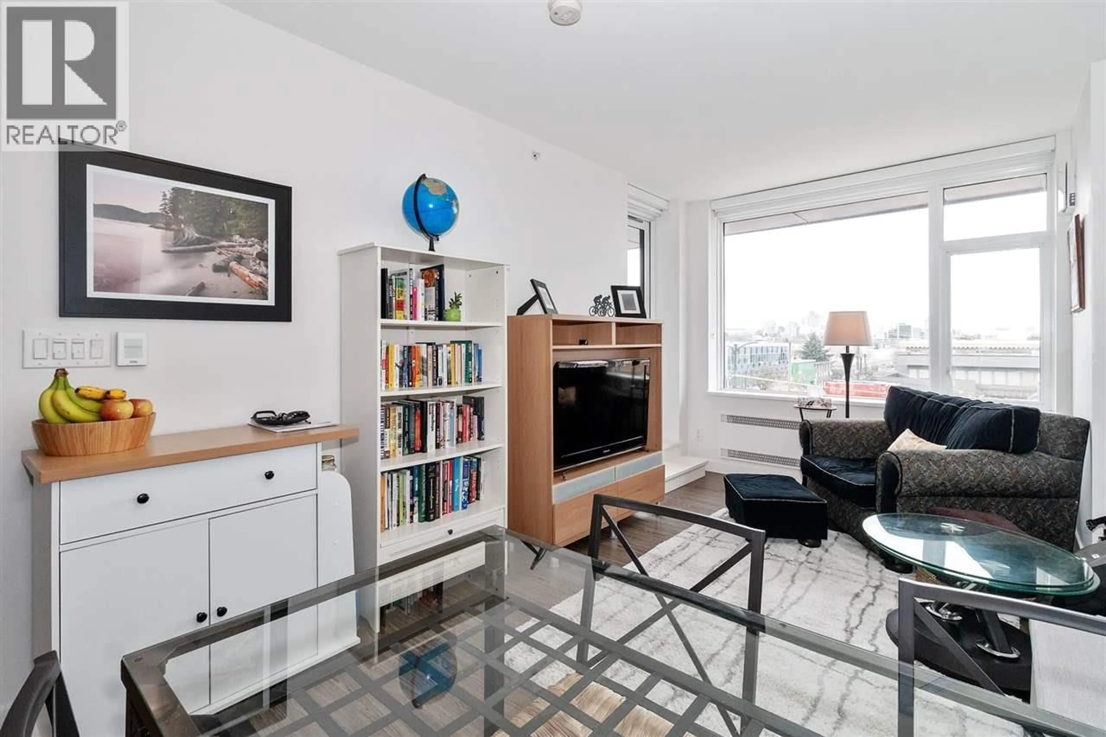 Living room with furniture, unknown for 415 - 209 7 AVENUE, Vancouver British Columbia V5T0H3