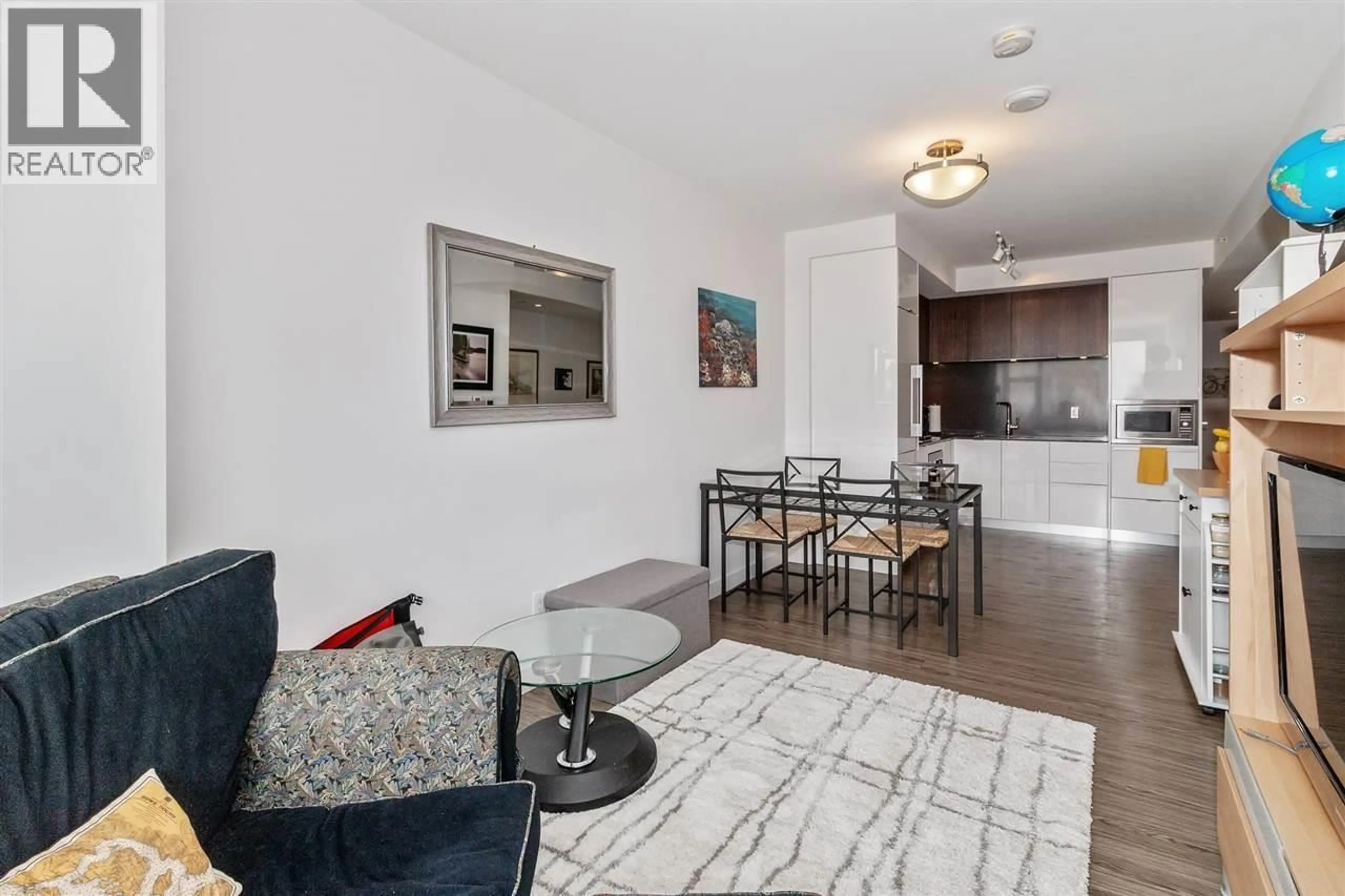 Unknown for 415 - 209 7 AVENUE, Vancouver British Columbia V5T0H3