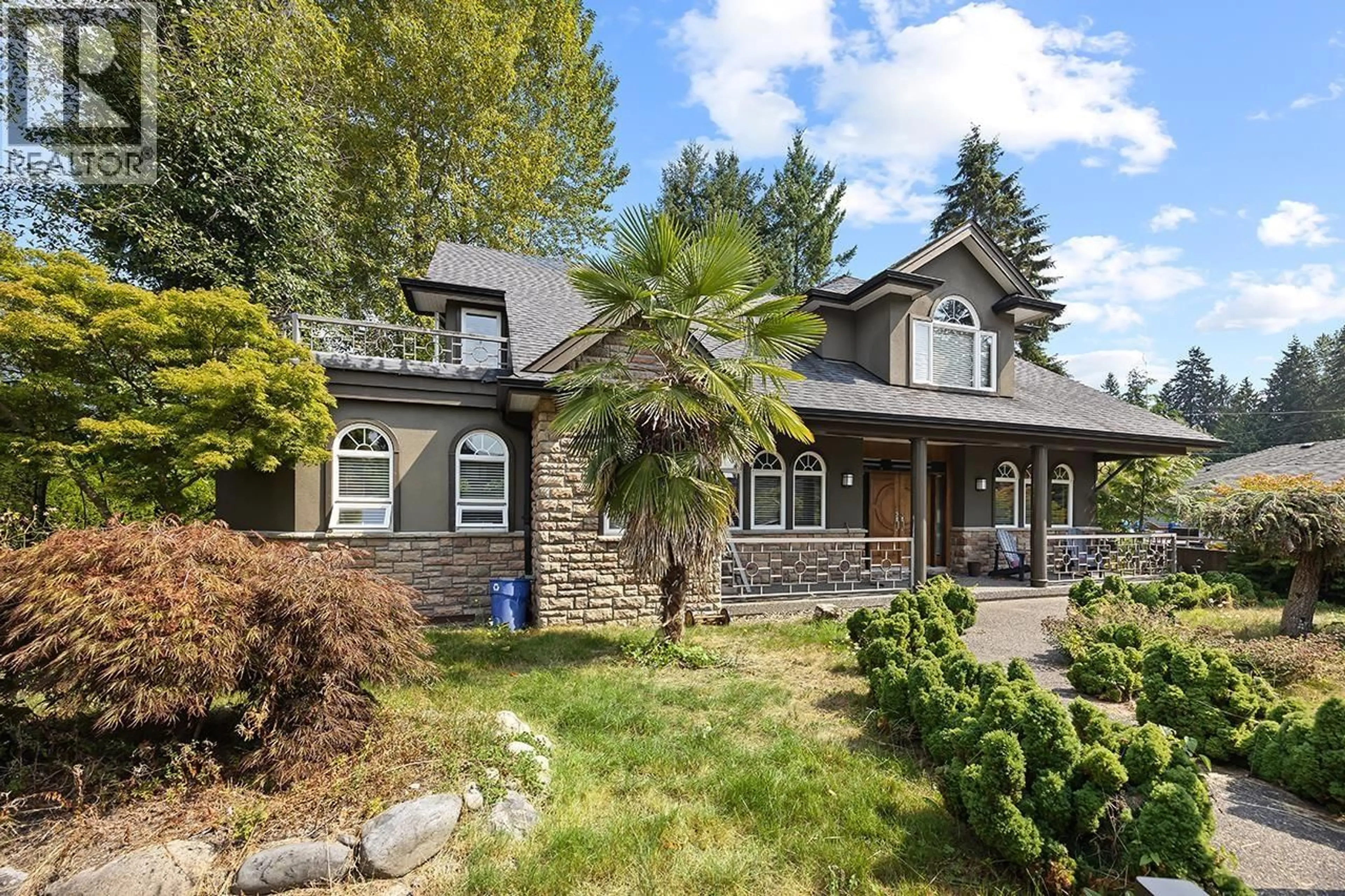 Home with vinyl exterior material, street for 3582 EDGEMONT BOULEVARD, North Vancouver British Columbia V7R2P7