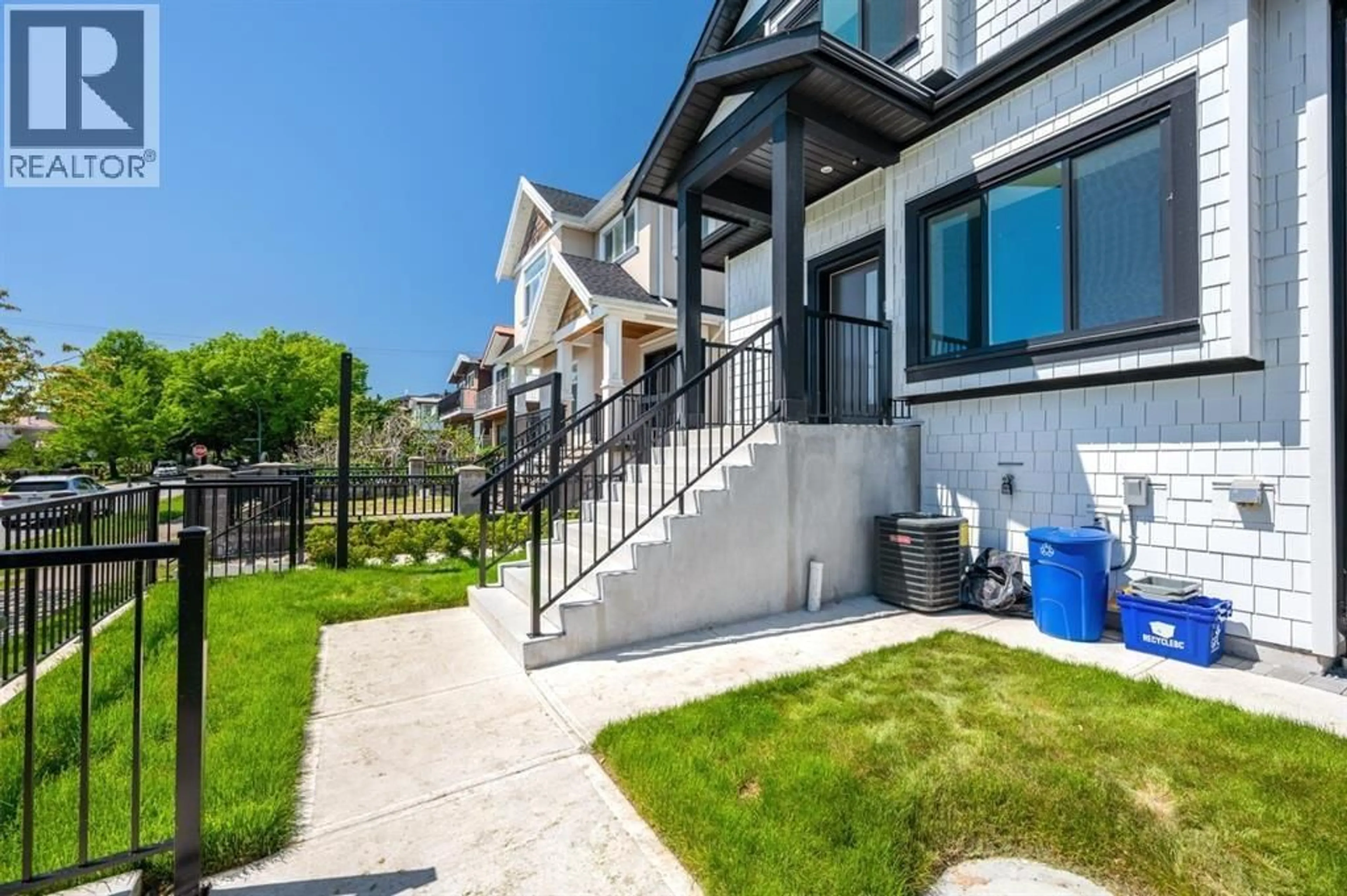 Unknown for 1319 62ND STREET, Vancouver British Columbia V5X2H4