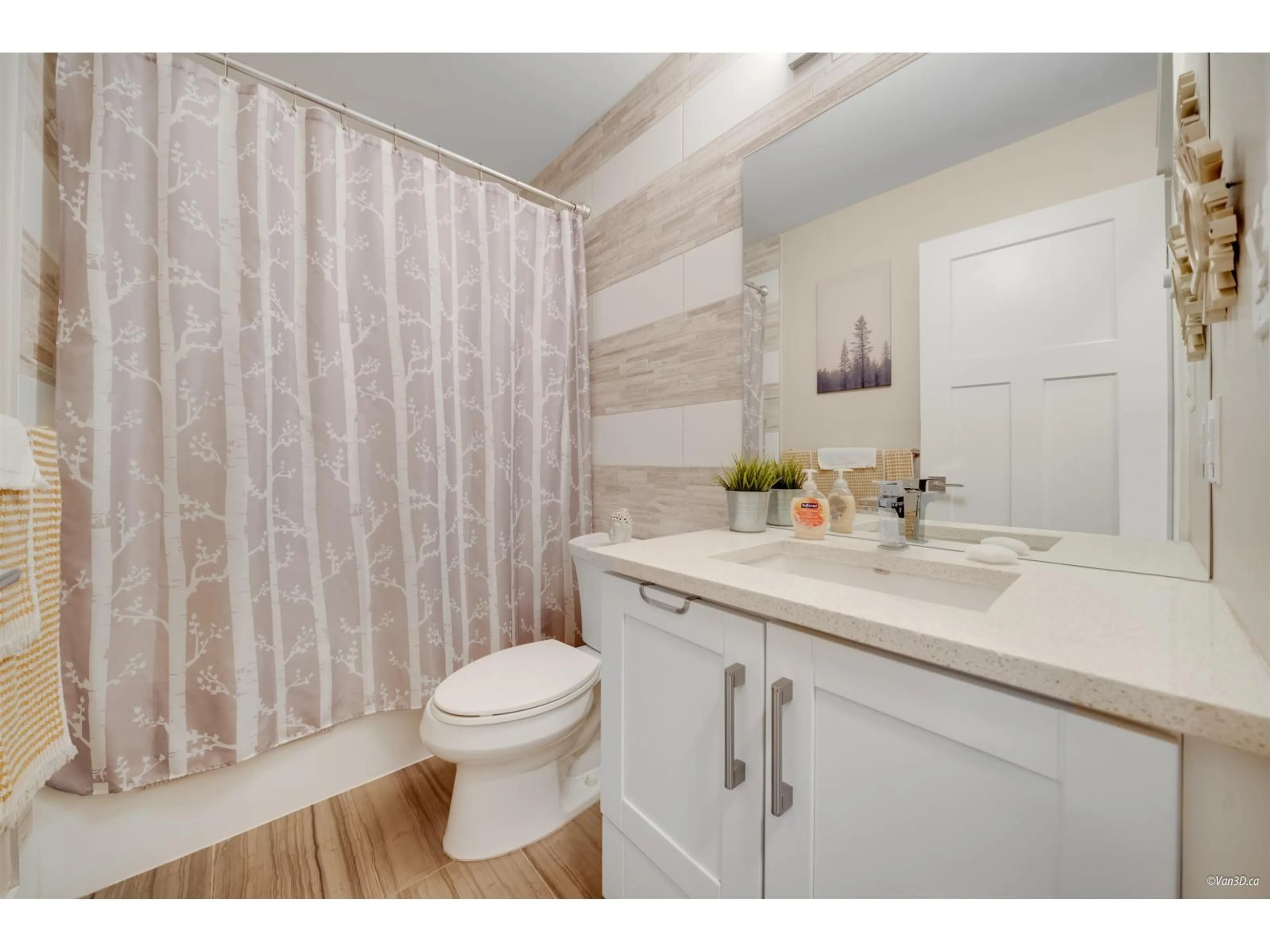Standard bathroom, unknown for 214 - 5020 221A, Langley British Columbia V2Y0V5