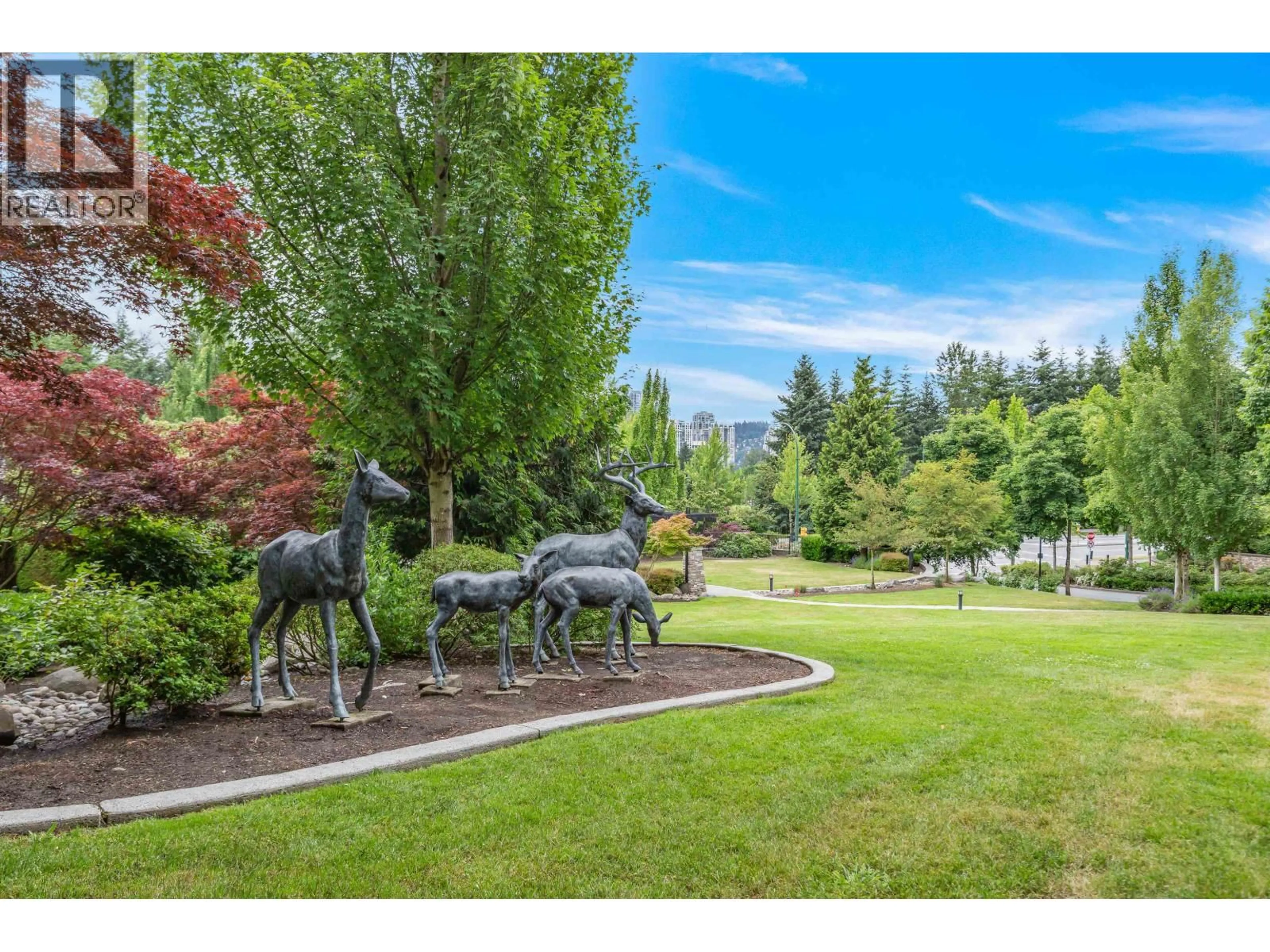 Patio, water/lake/river/ocean view for 305 - 3156 DAYANEE SPRINGS BOULEVARD, Coquitlam British Columbia V3E0B7
