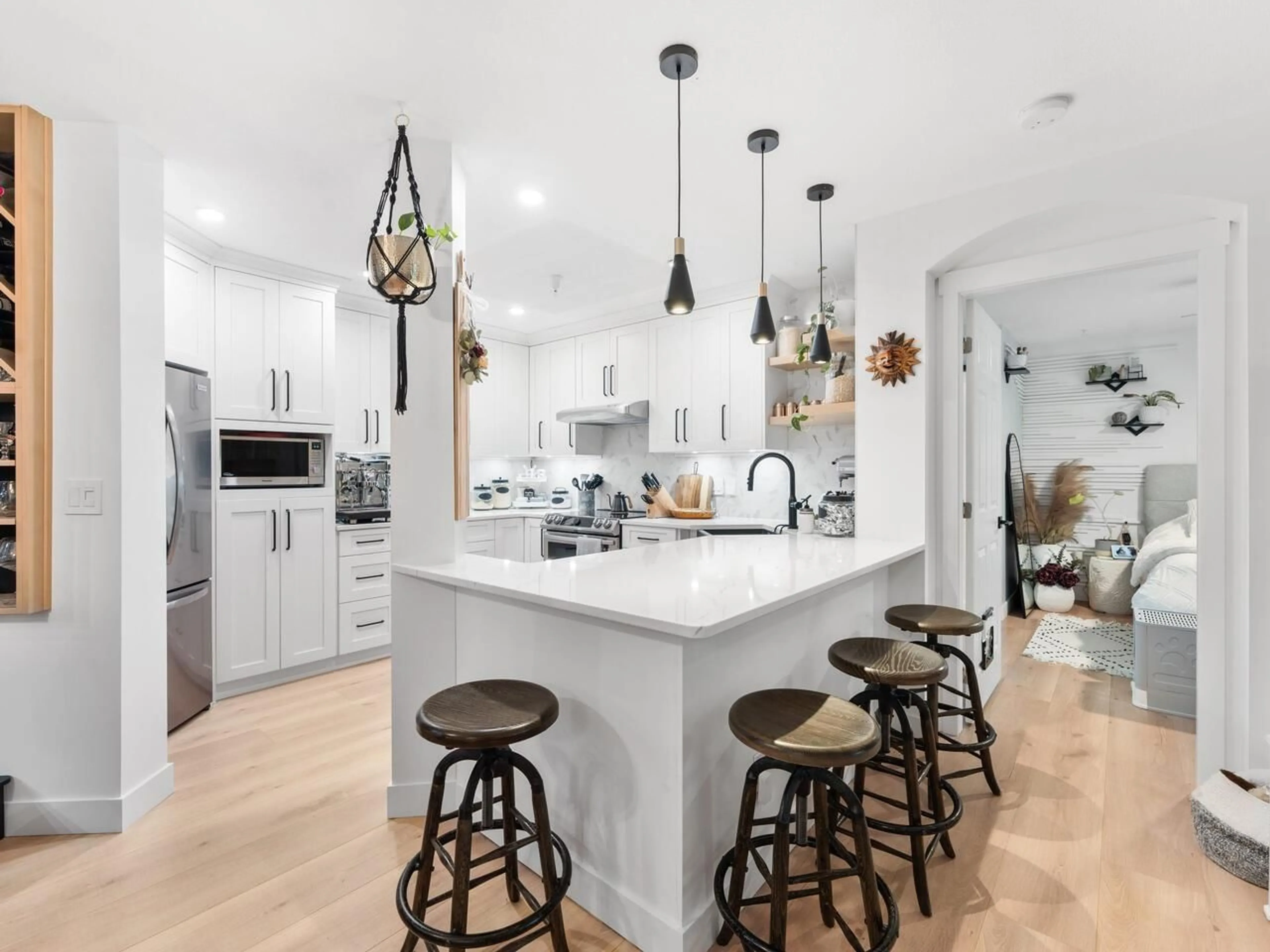 Open concept kitchen, unknown for 320 - 22025 48, Langley British Columbia V3A8L2