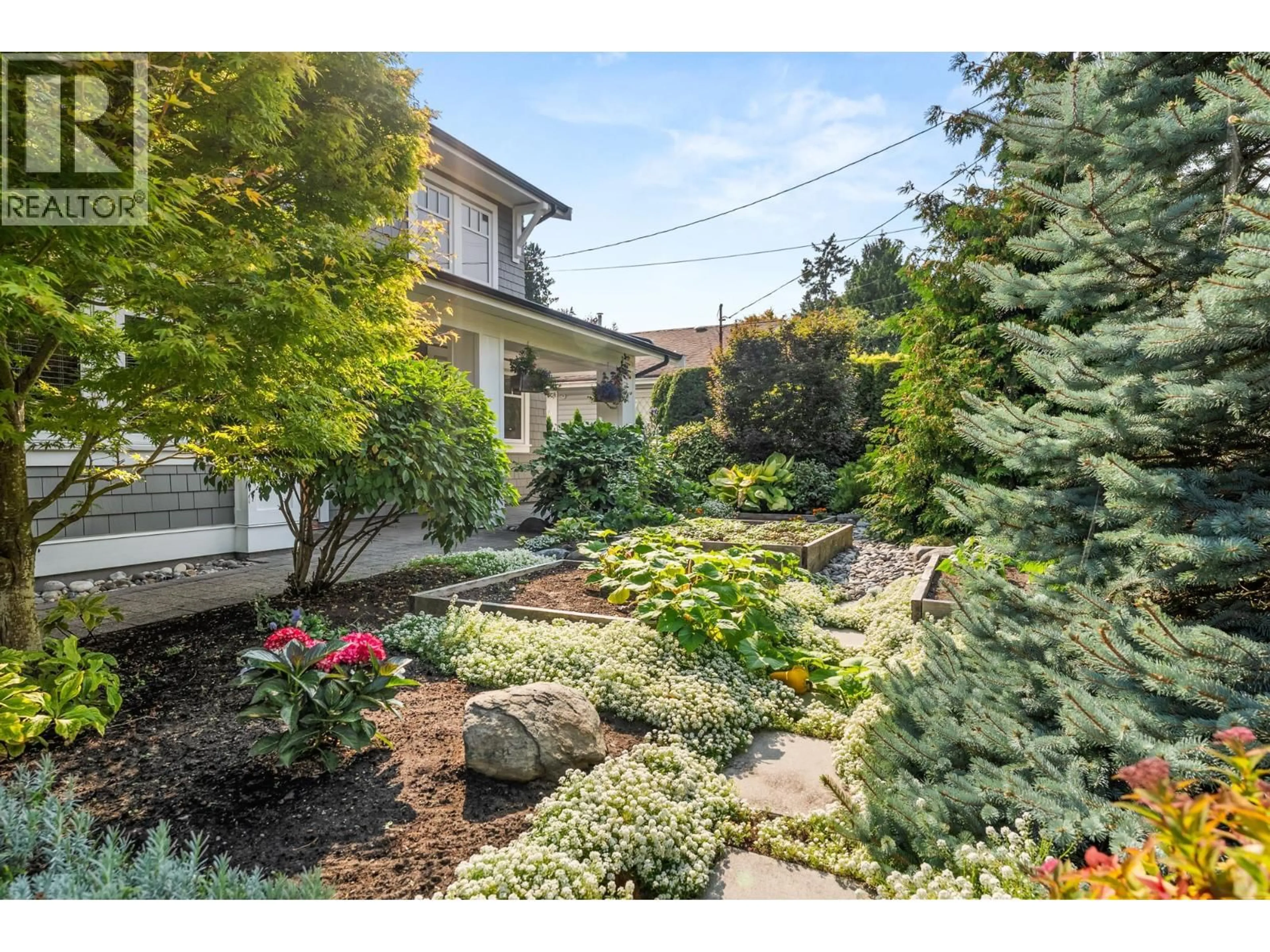 Patio, street for 4896 12 AVENUE, Delta British Columbia V4M2A6