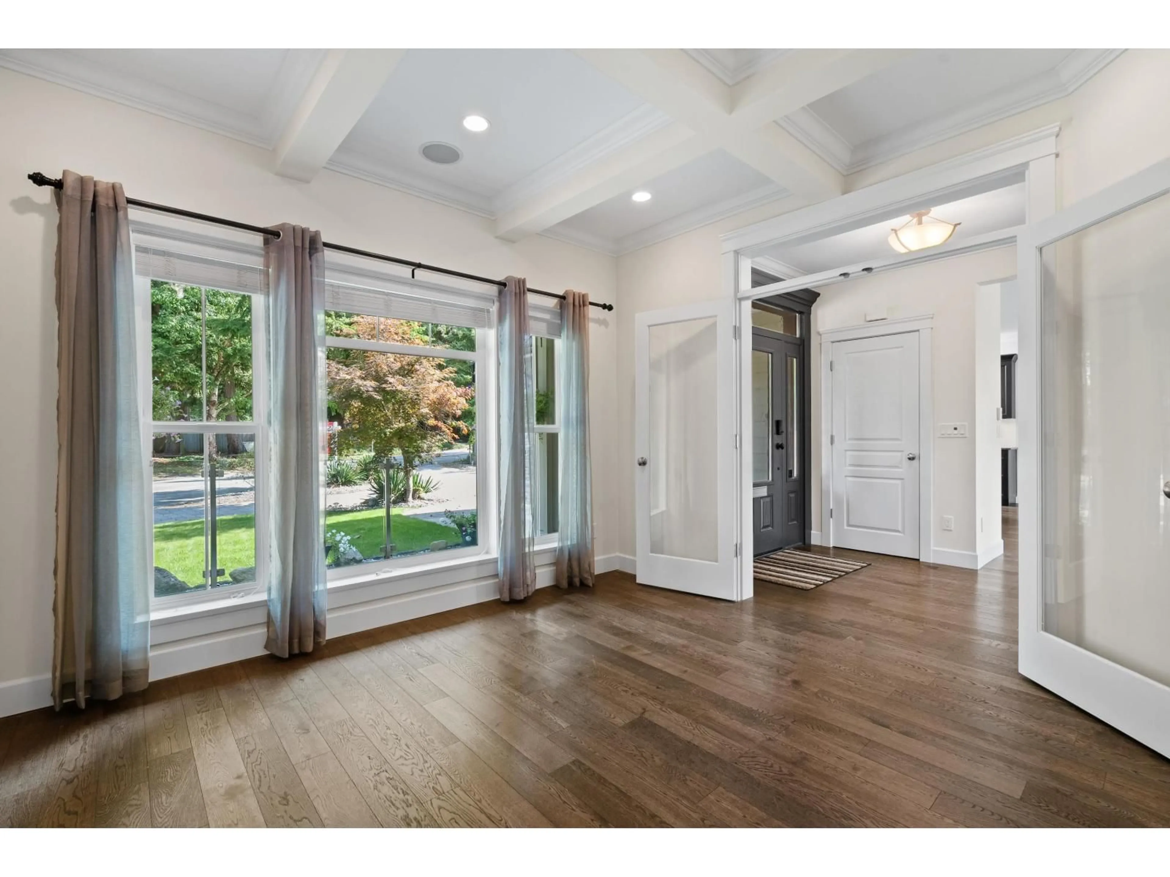 Indoor entryway for 12318 SULLIVAN, Surrey British Columbia V4A3B8