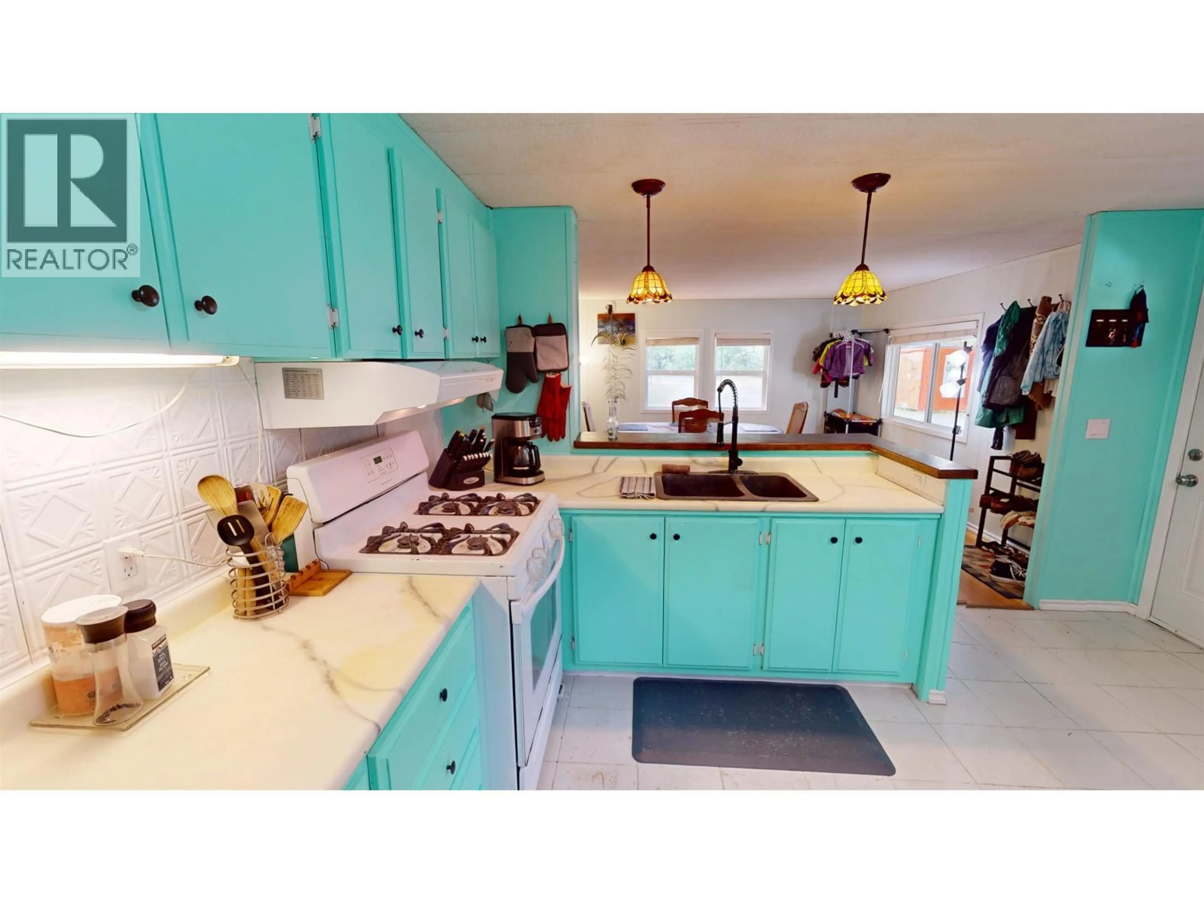 Open concept kitchen, unknown for 713 TIBBLES ROAD, Quesnel British Columbia V2J3H9