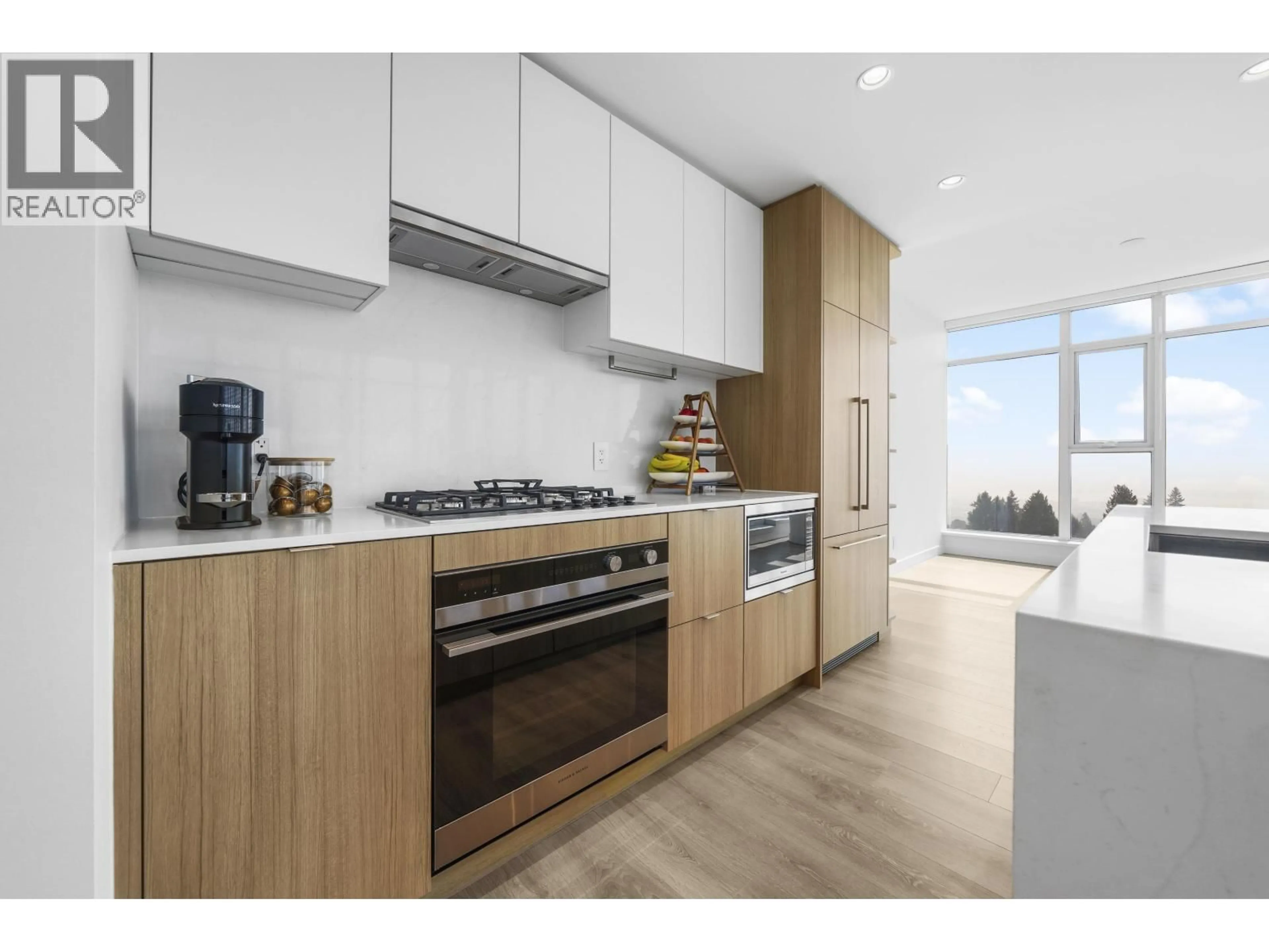 Standard kitchen, wood/laminate floor for 604 - 505 NELSON STREET, Coquitlam British Columbia V3J0R5
