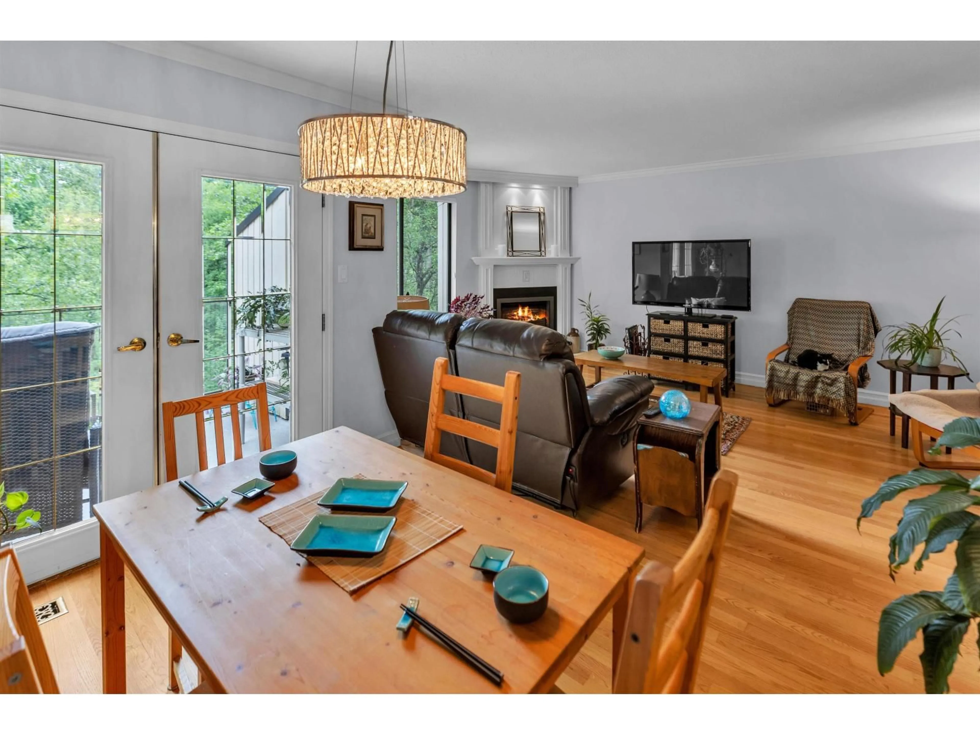 Dining room, wood/laminate floor for 34 - 2962 NELSON, Abbotsford British Columbia V2S7E9