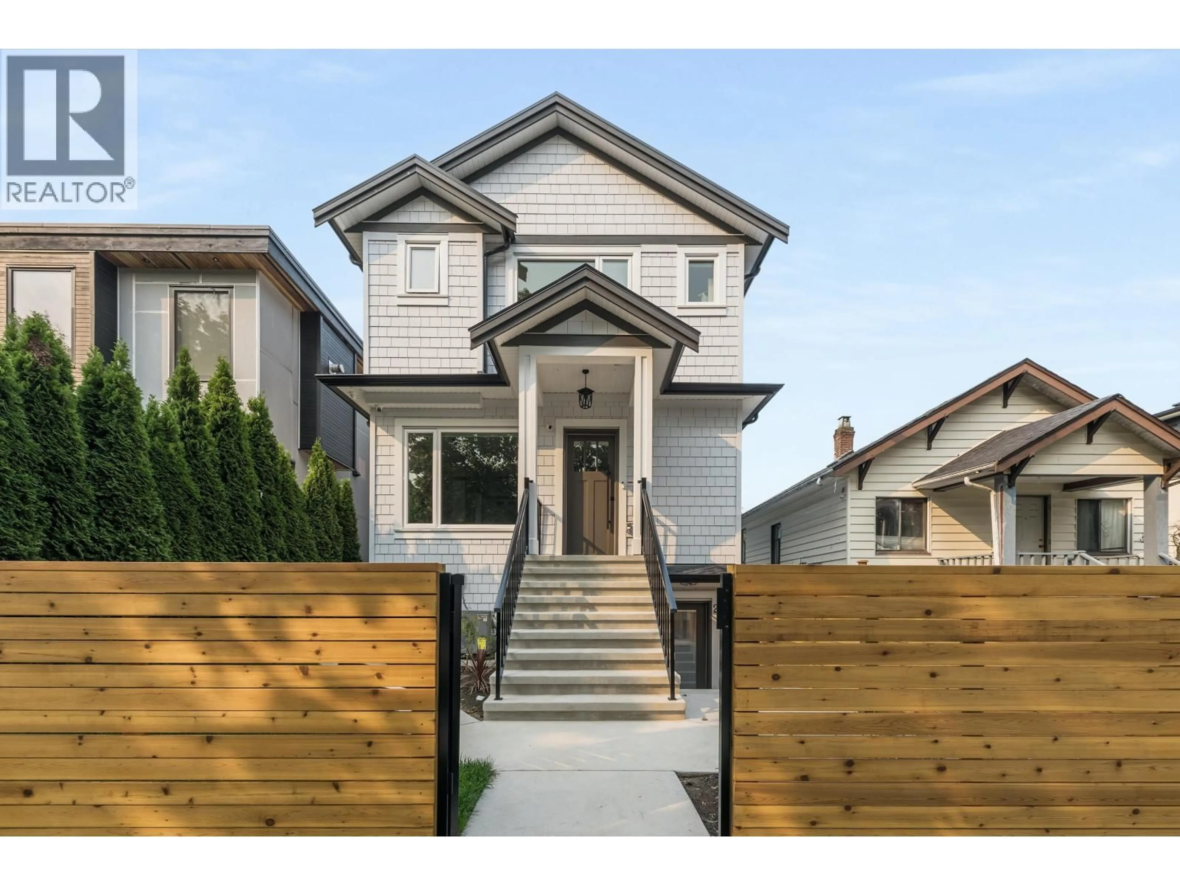 Unknown for 1 - 2741 MCGILL STREET, Vancouver British Columbia V5K1G7