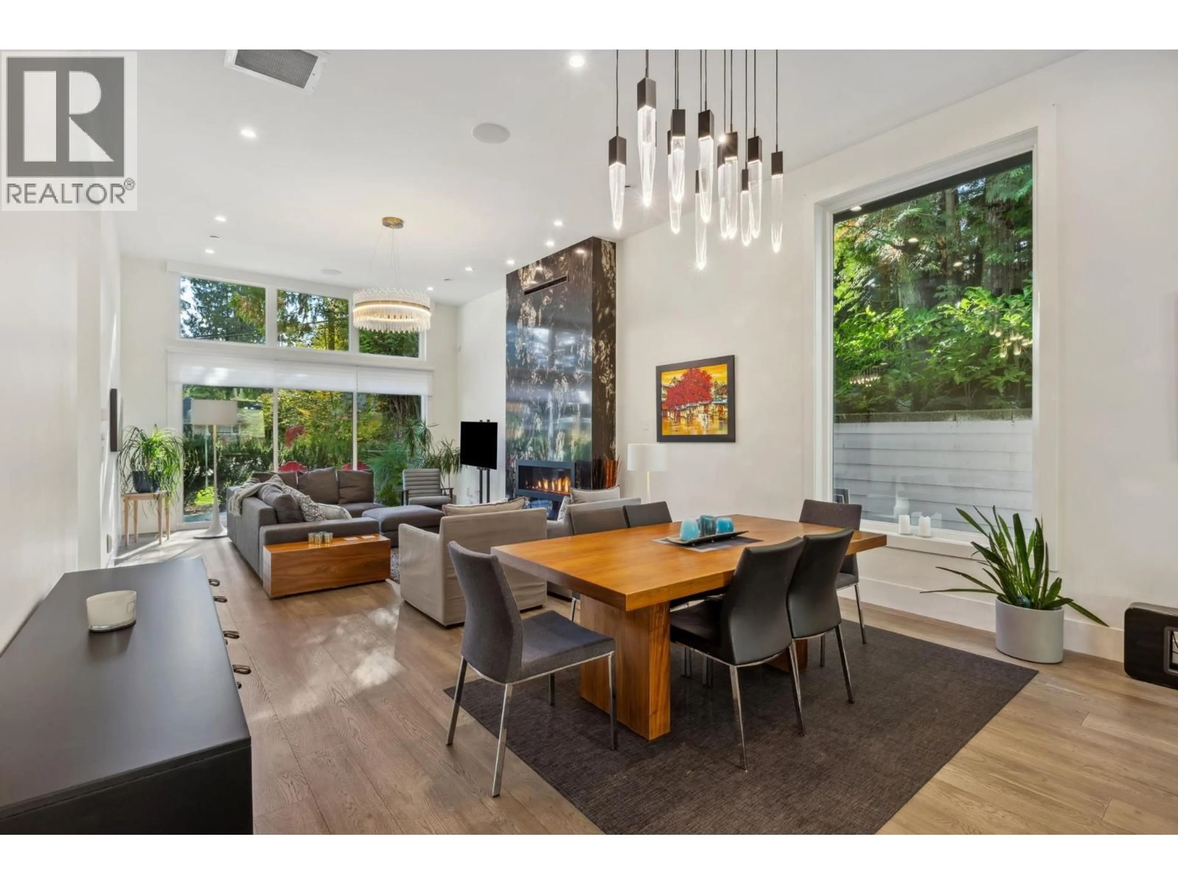 Unknown for 686 OSBORNE ROAD, North Vancouver British Columbia V7N1M7