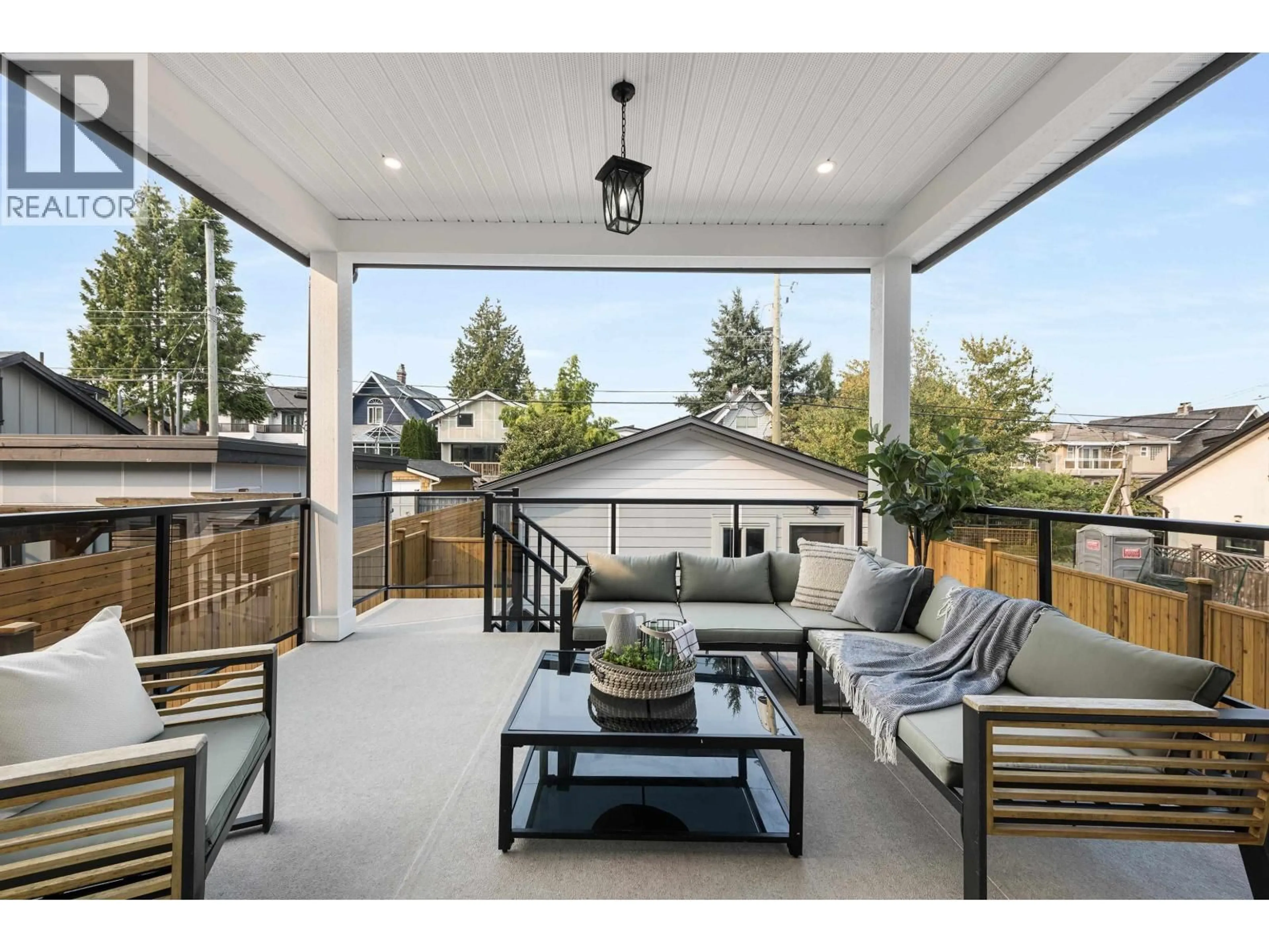 Patio, mountain view for 2 - 2741 MCGILL STREET, Vancouver British Columbia V5K1H4