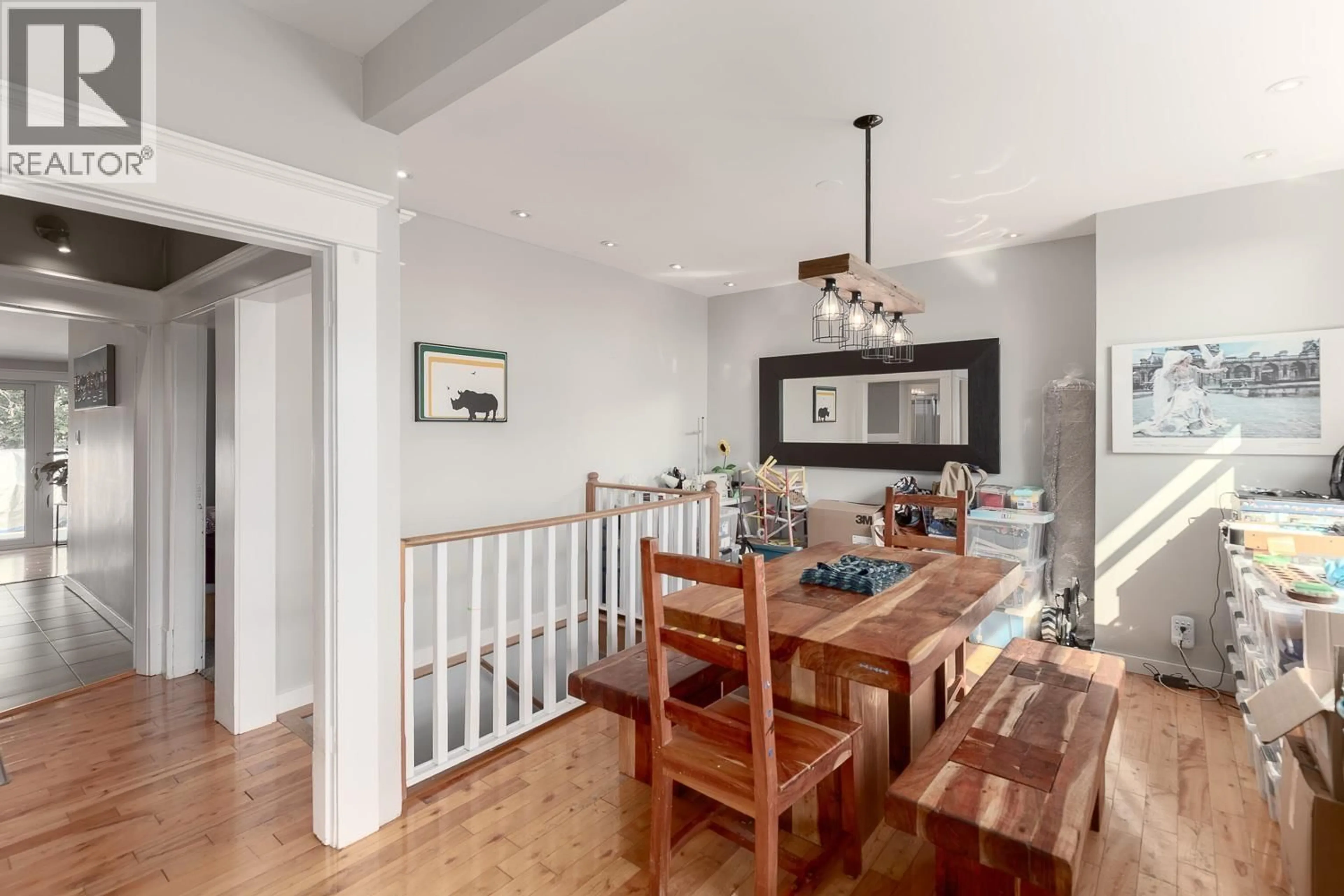 Dining room, unknown for 3853 FRANCES STREET, Burnaby British Columbia V5C2P1