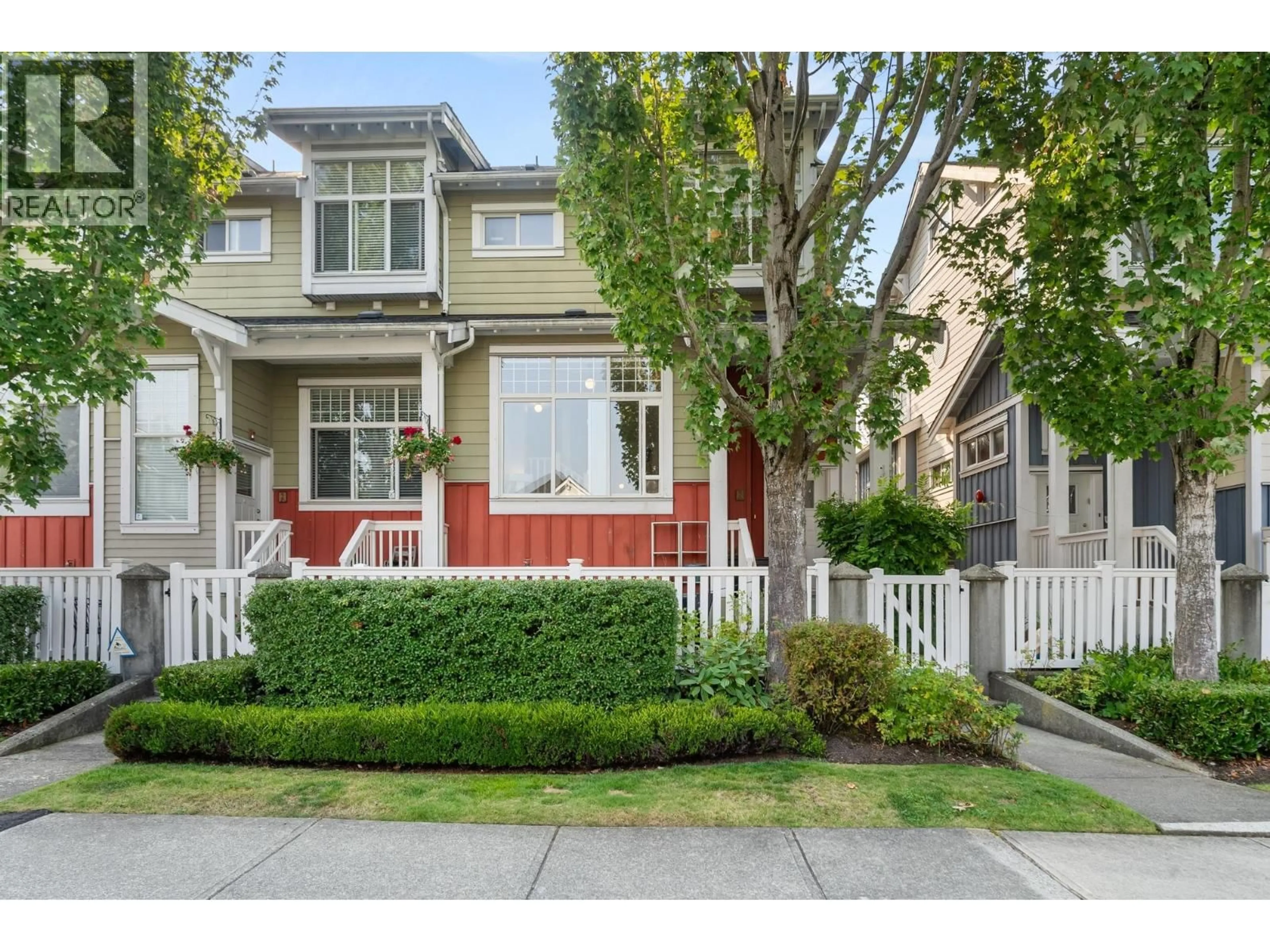 Home with vinyl exterior material, street for 3 - 12333 ENGLISH AVENUE, Richmond British Columbia V7E6T2