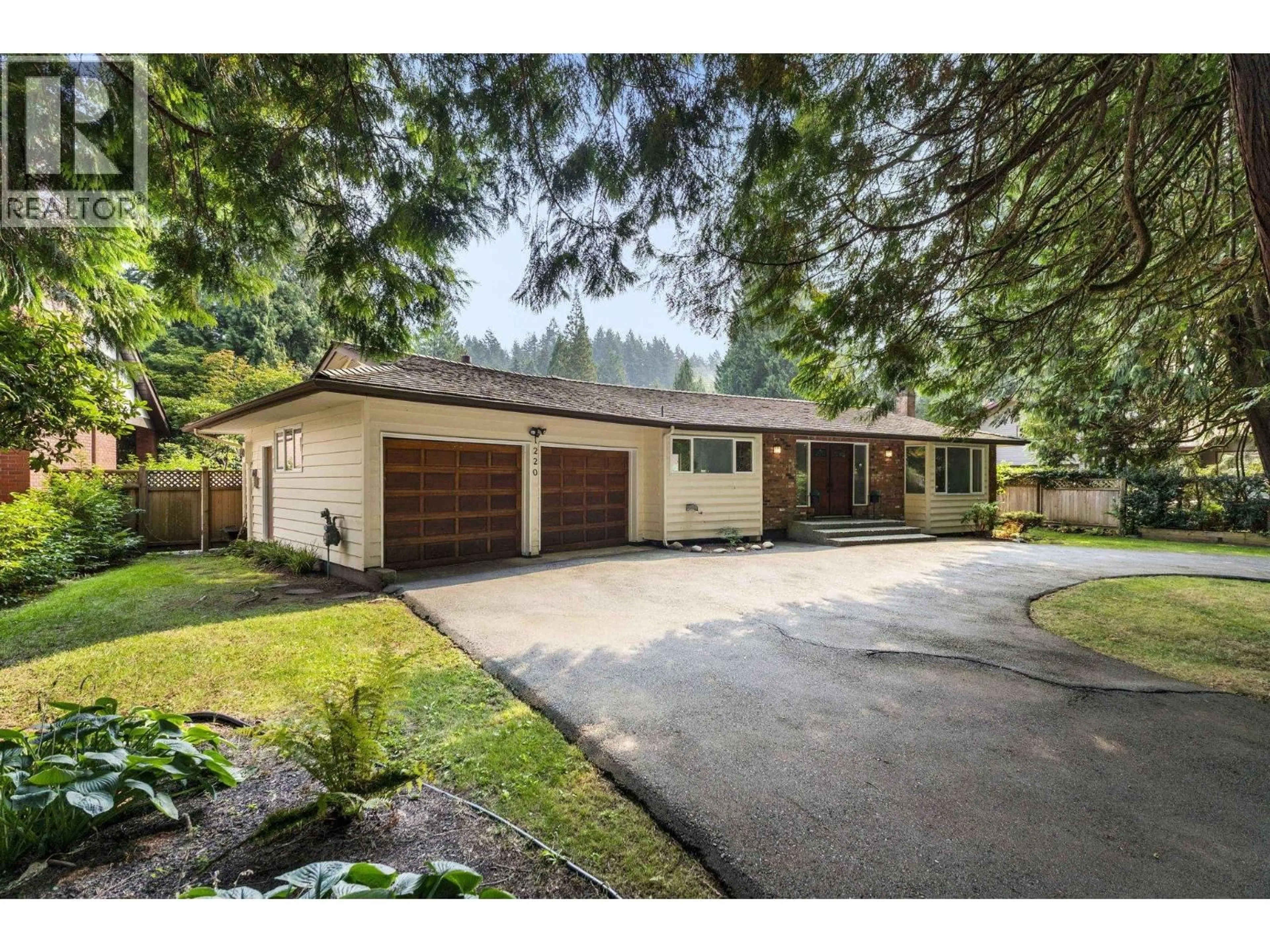 A pic from outside/outdoor area/front of a property/back of a property/a pic from drone, street for 1220 SEYMOUR BOULEVARD, North Vancouver British Columbia V7J2J8