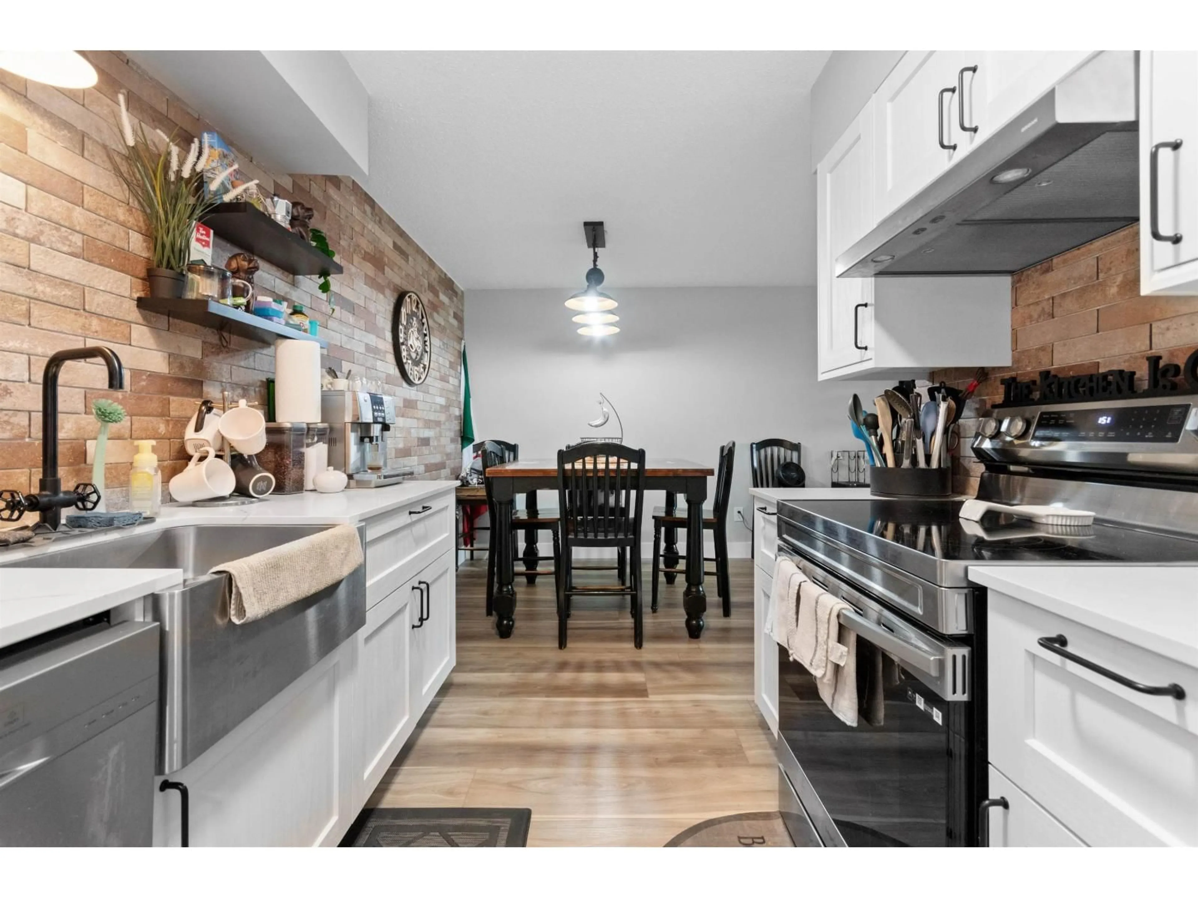 Open concept kitchen, unknown for 223 - 45598 MCINTOSH DRIVE, Chilliwack British Columbia V2P7J3