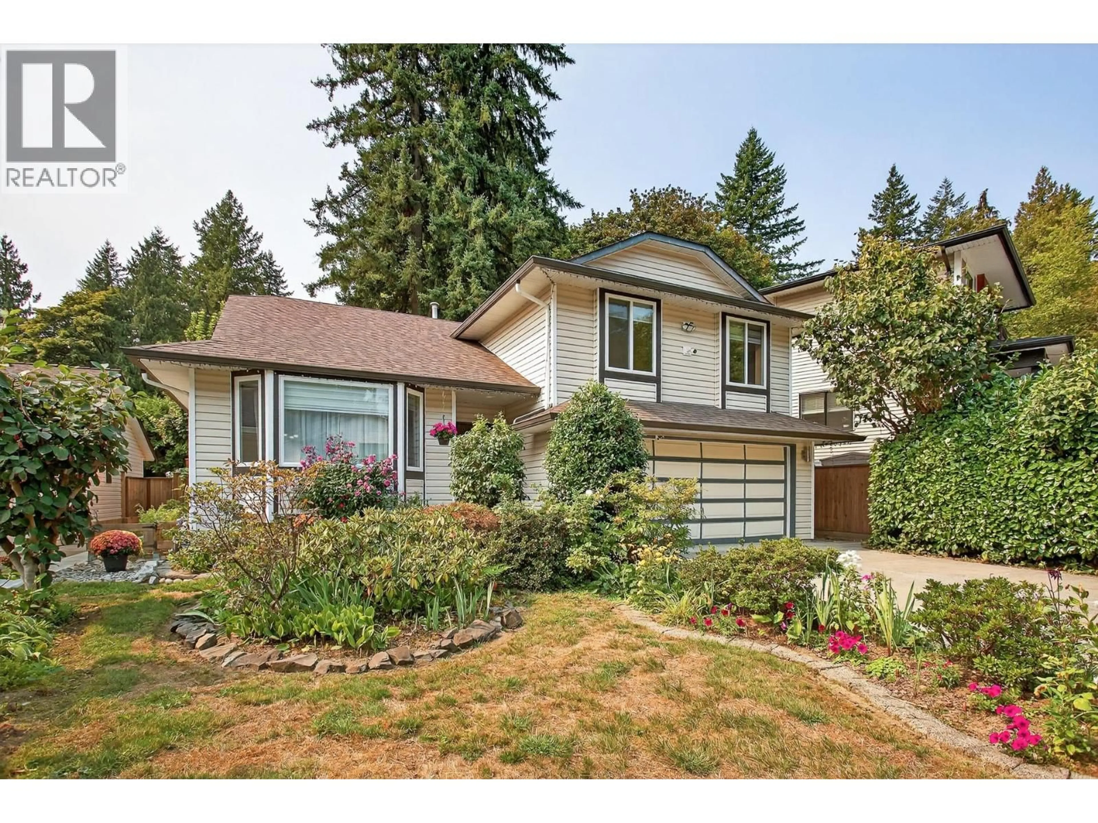 Home with vinyl exterior material, street for 12209 207A STREET, Maple Ridge British Columbia V2X9T1