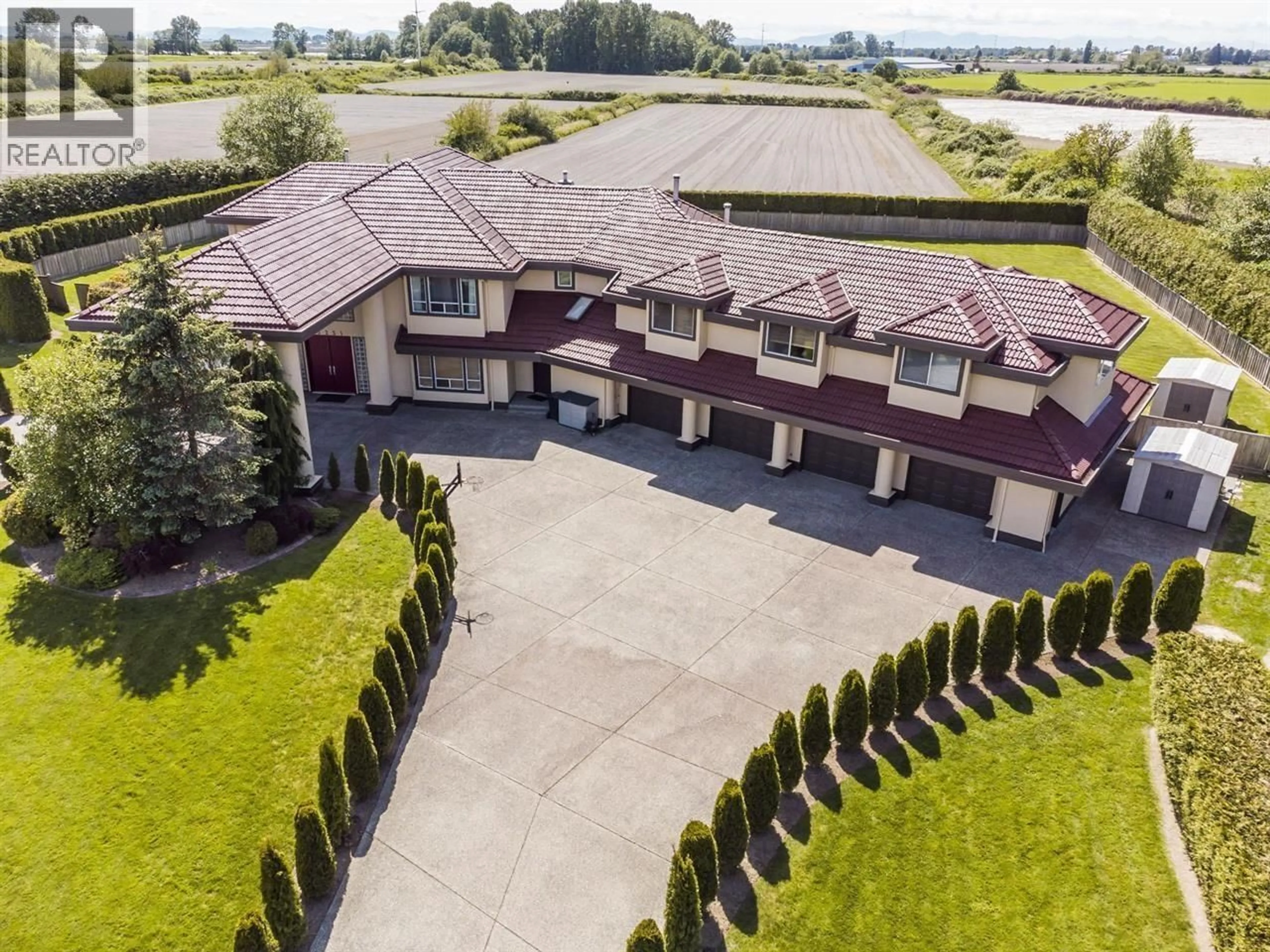 A pic from outside/outdoor area/front of a property/back of a property/a pic from drone, unknown for 13251 NO. 4 ROAD, Richmond British Columbia V7A3A2
