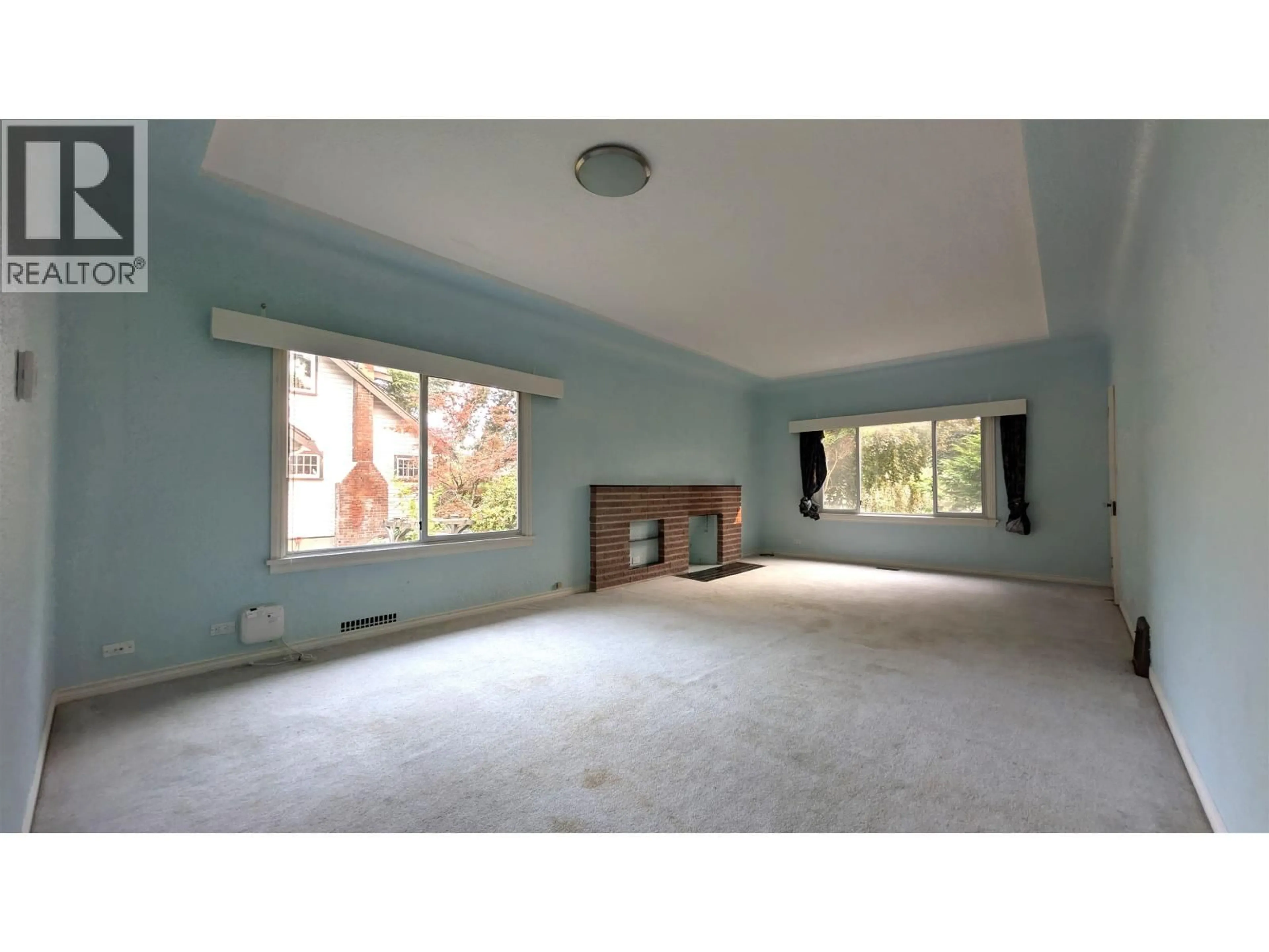 A pic of a room for 3539 37TH AVENUE, Vancouver British Columbia V6N2V7