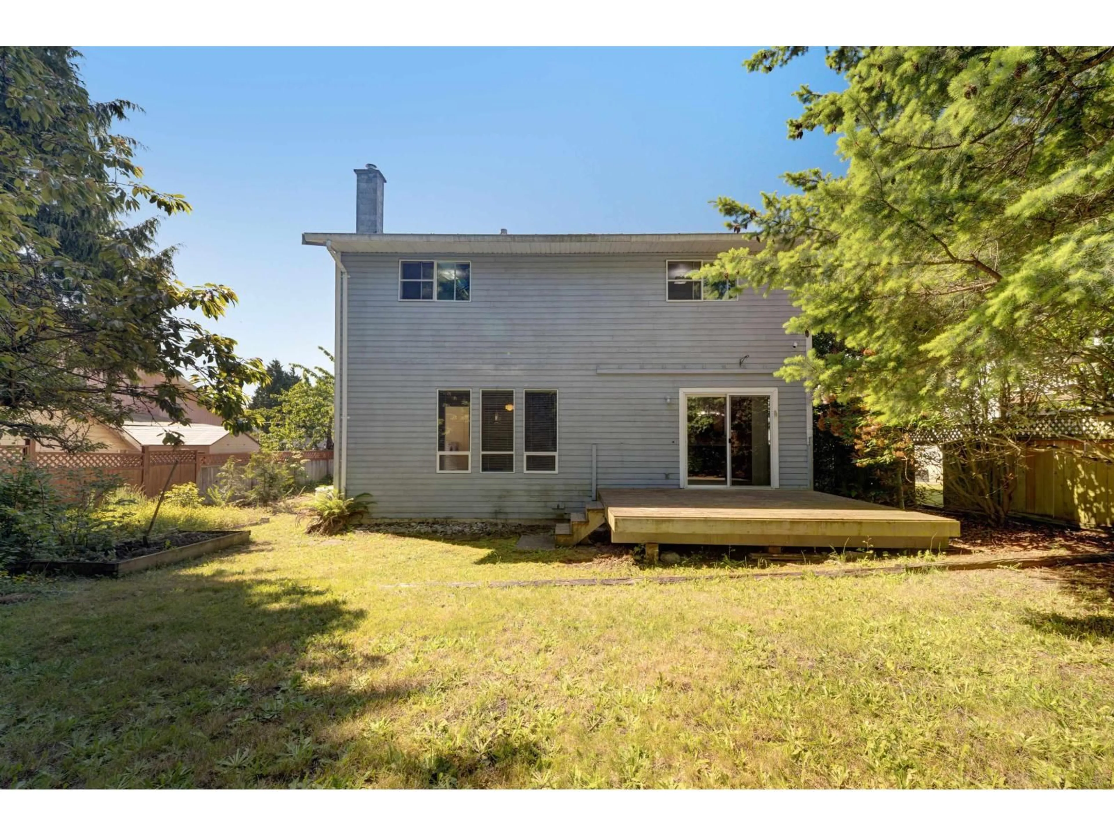 A pic from outside/outdoor area/front of a property/back of a property/a pic from drone, street for 16097 10, Surrey British Columbia V4A1A7