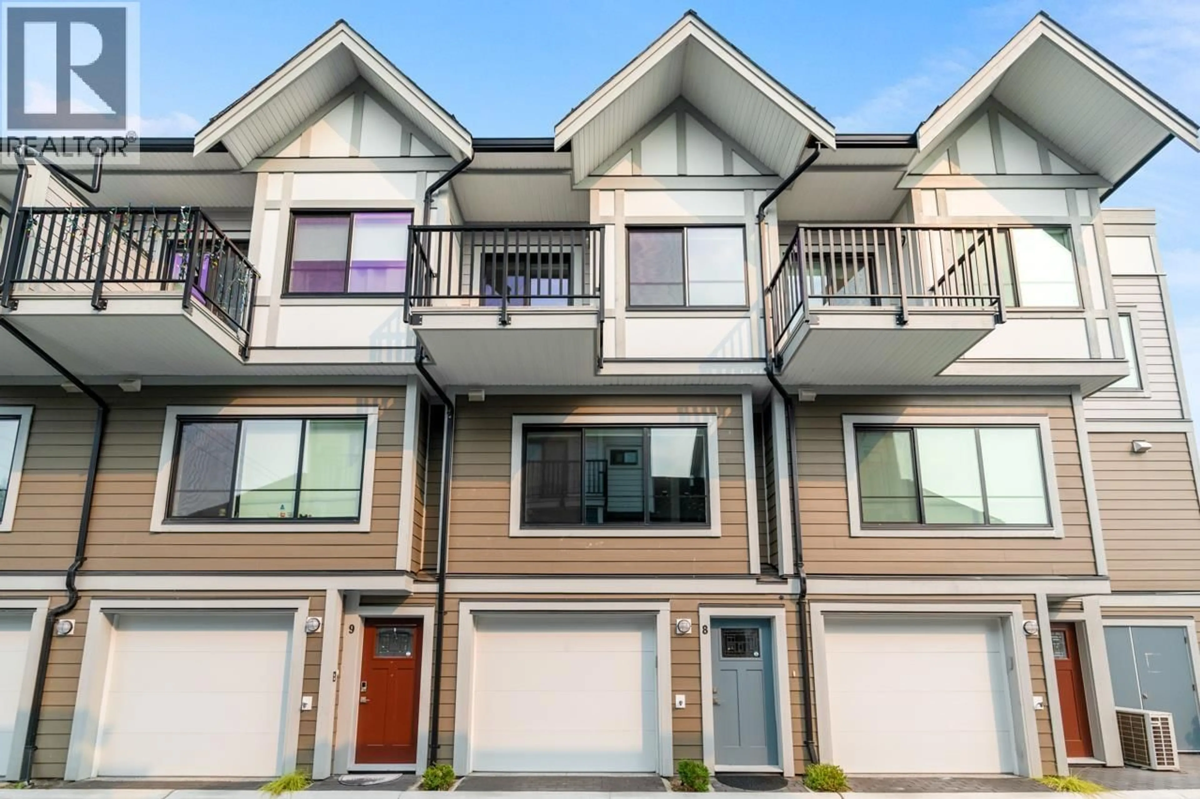 Home with vinyl exterior material, street for 8 - 9680 WILLIAMS ROAD, Richmond British Columbia V7A0B3