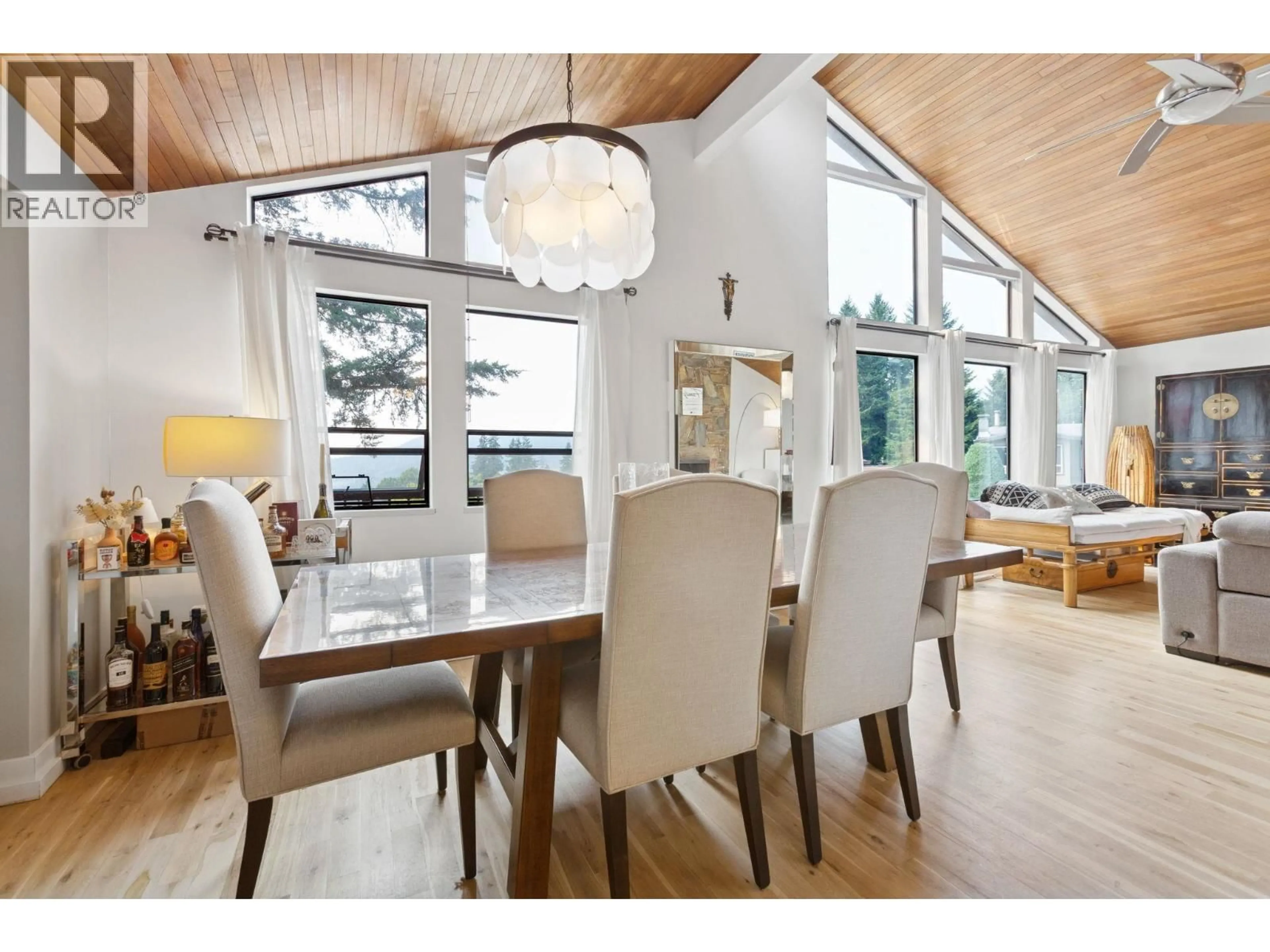 Dining room, wood/laminate floor for 6 ELSDON BAY, Port Moody British Columbia V3H3Z2