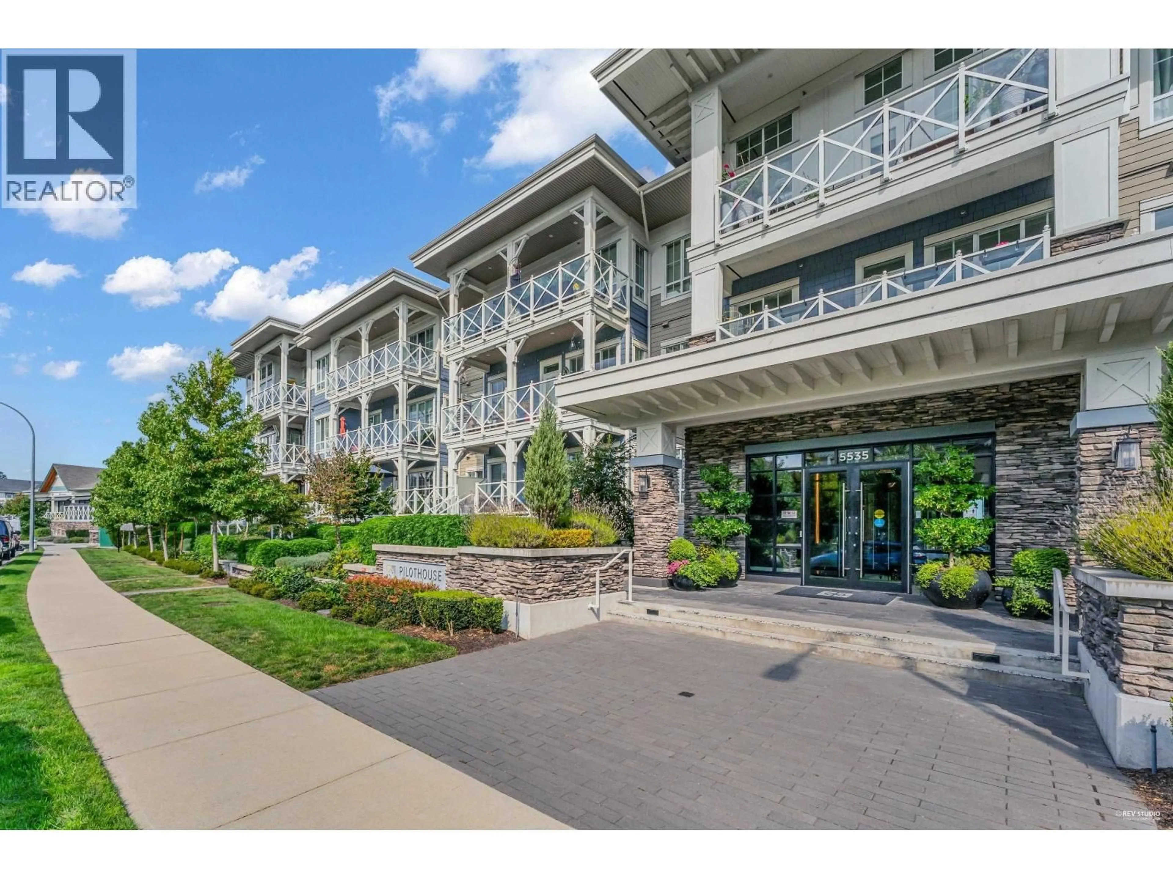 Unknown for 221 - 5535 ADMIRAL WAY, Delta British Columbia V4K0E3
