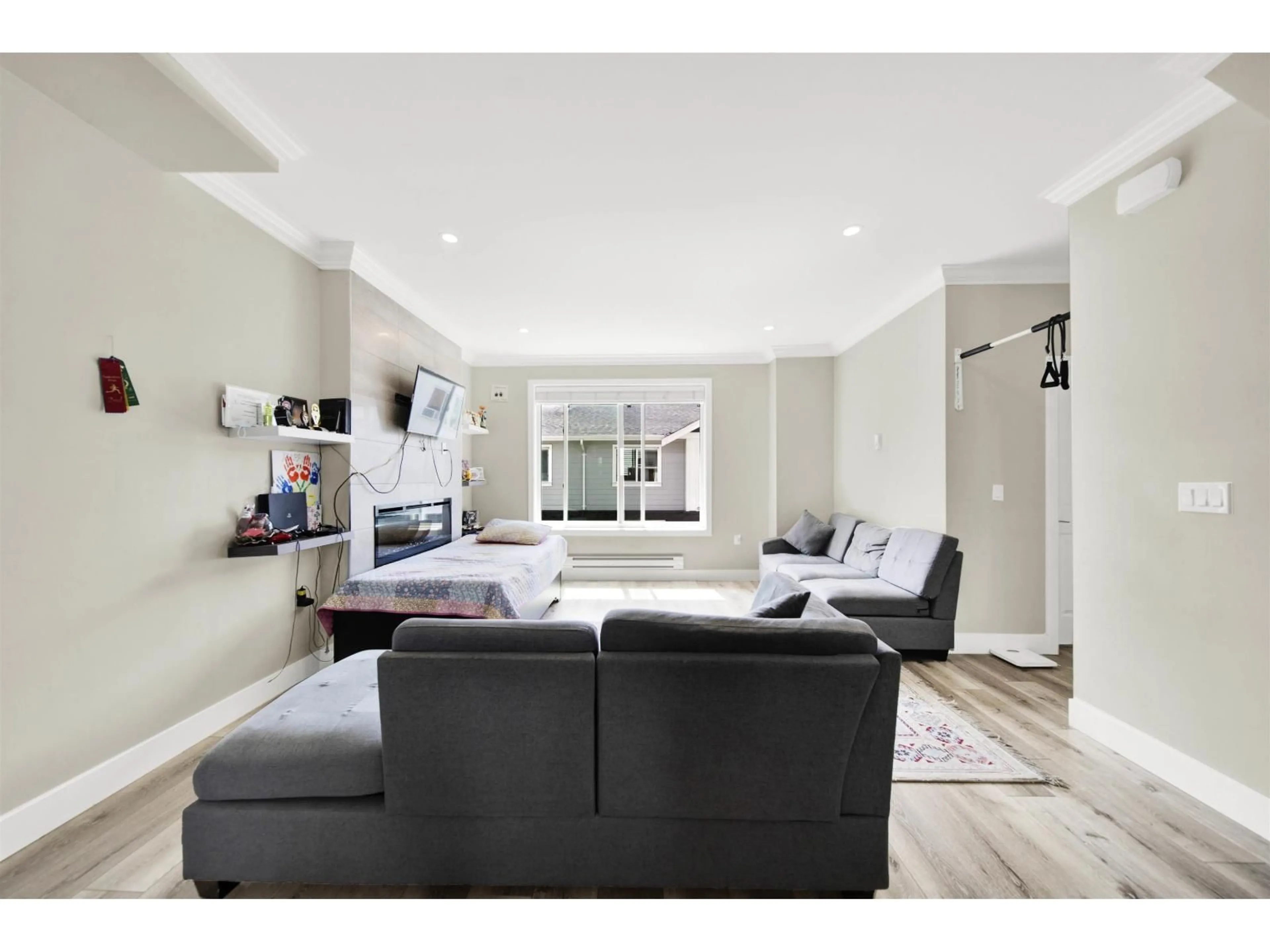 Living room with furniture, unknown for 7 - 31548 UPPER MACLURE ROAD, Abbotsford British Columbia V2T0J3