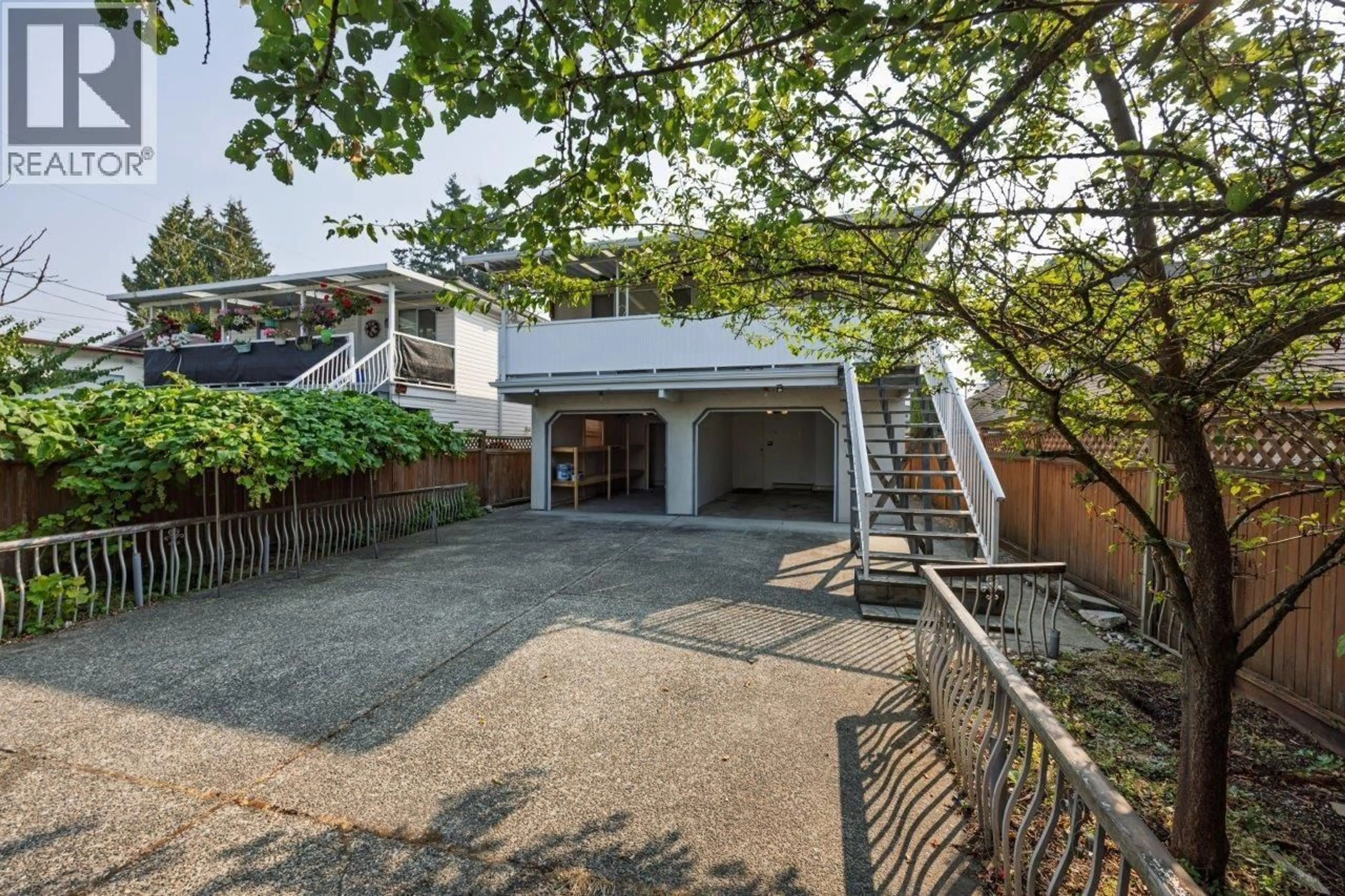 Unknown for 6865 SPERLING AVENUE, Burnaby British Columbia V5E2V8