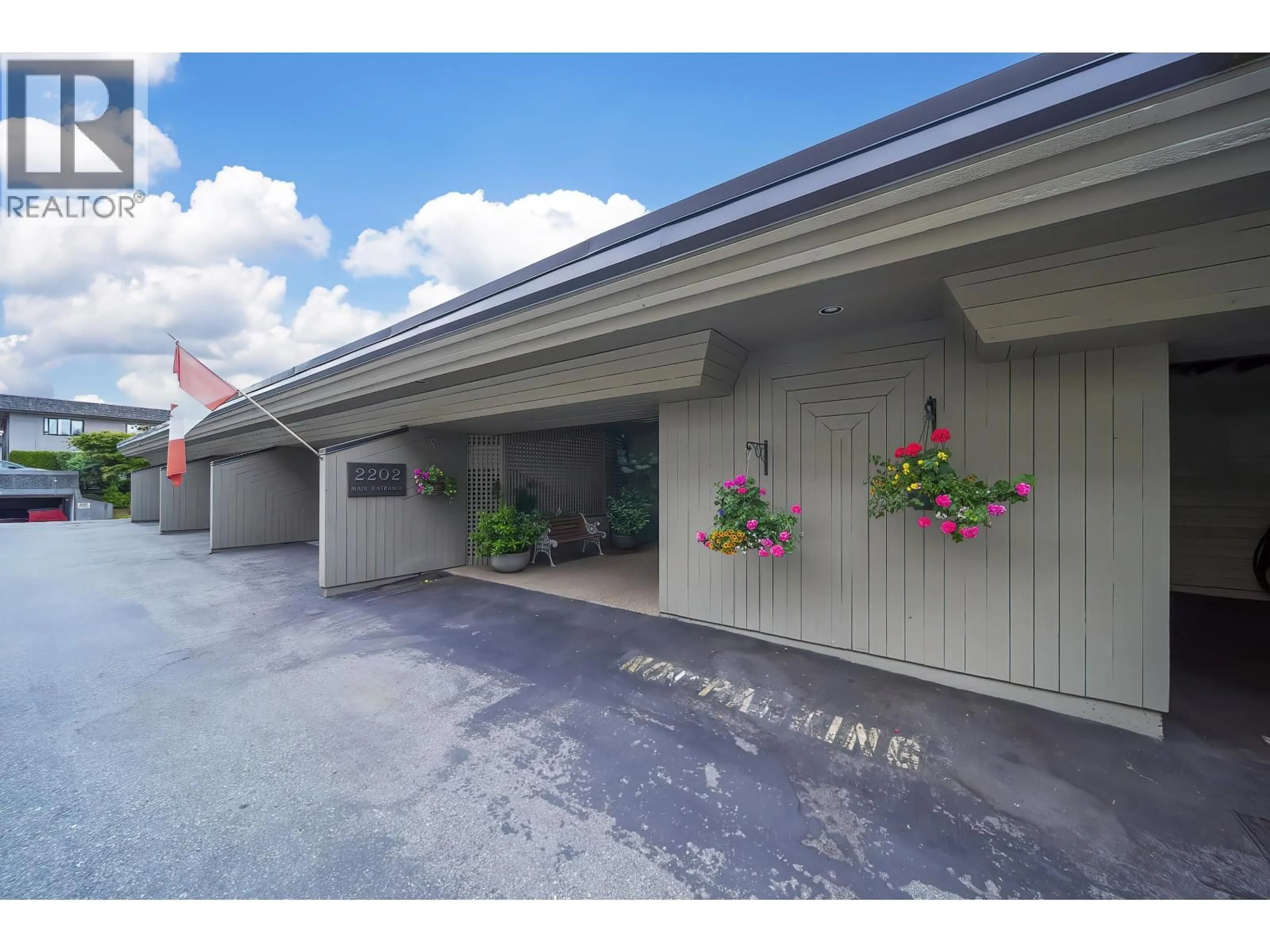 Unknown for 49 - 2202 FOLKESTONE WAY, West Vancouver British Columbia V7S2X7