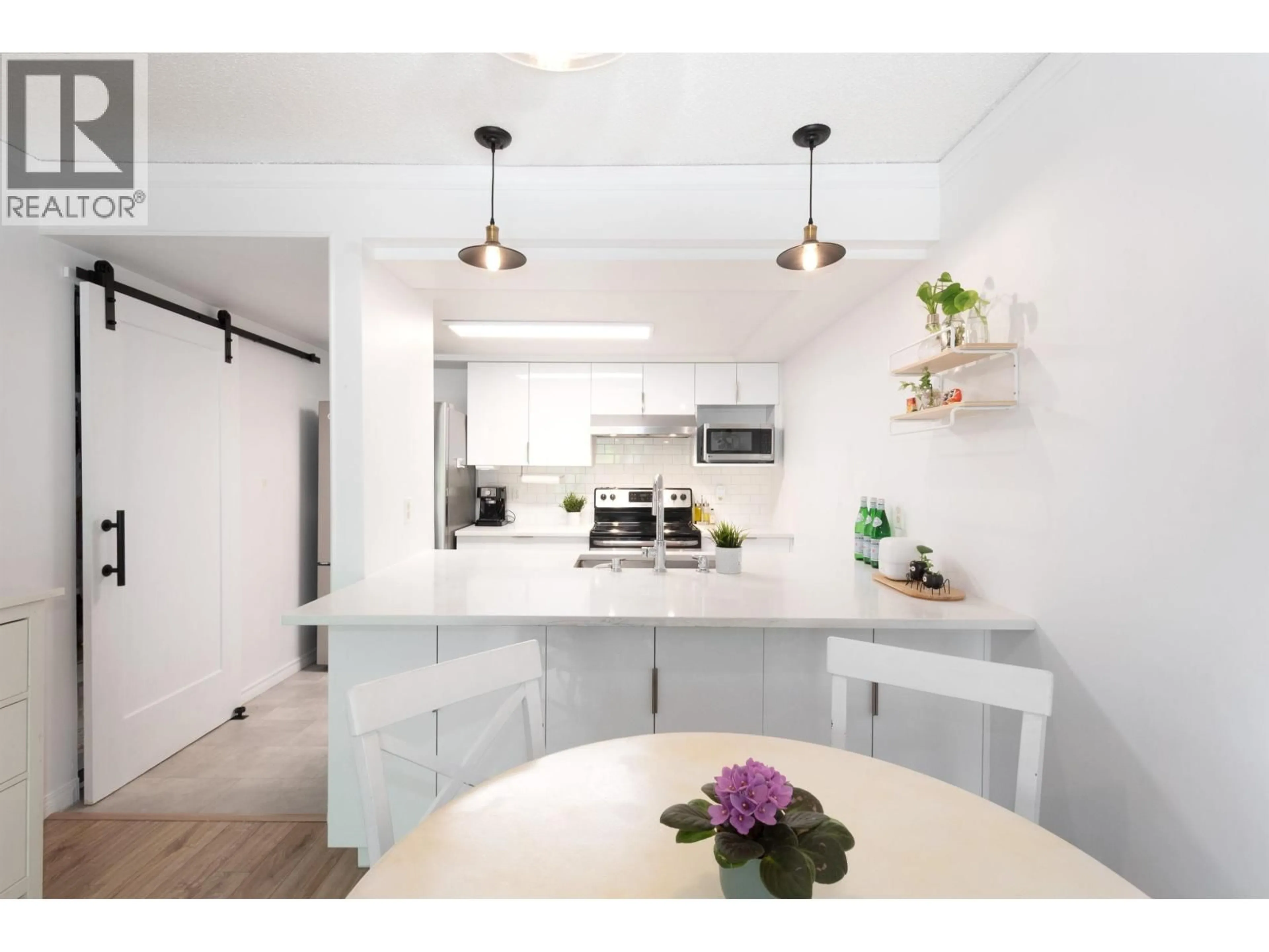 Open concept kitchen, unknown for 8 - 385 GINGER DRIVE, New Westminster British Columbia V3L5L6