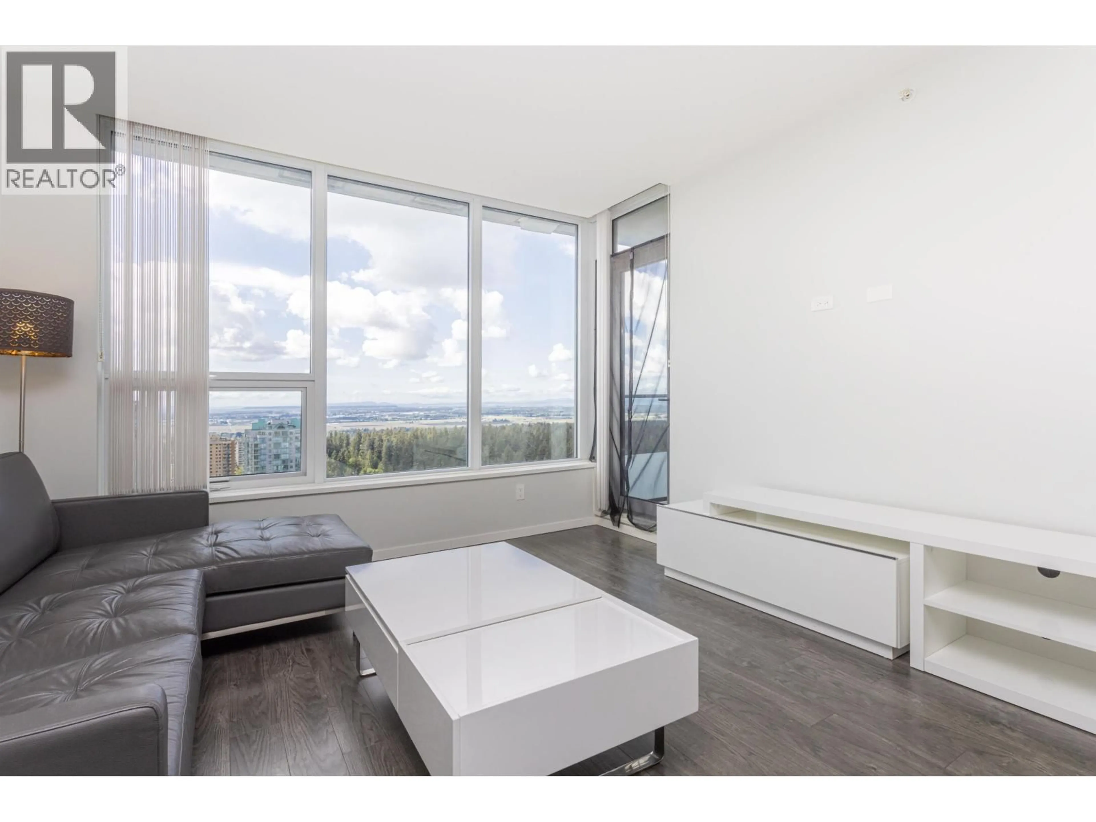 A pic of a room for 3905 - 5883 BARKER AVENUE, Burnaby British Columbia V5H0G4