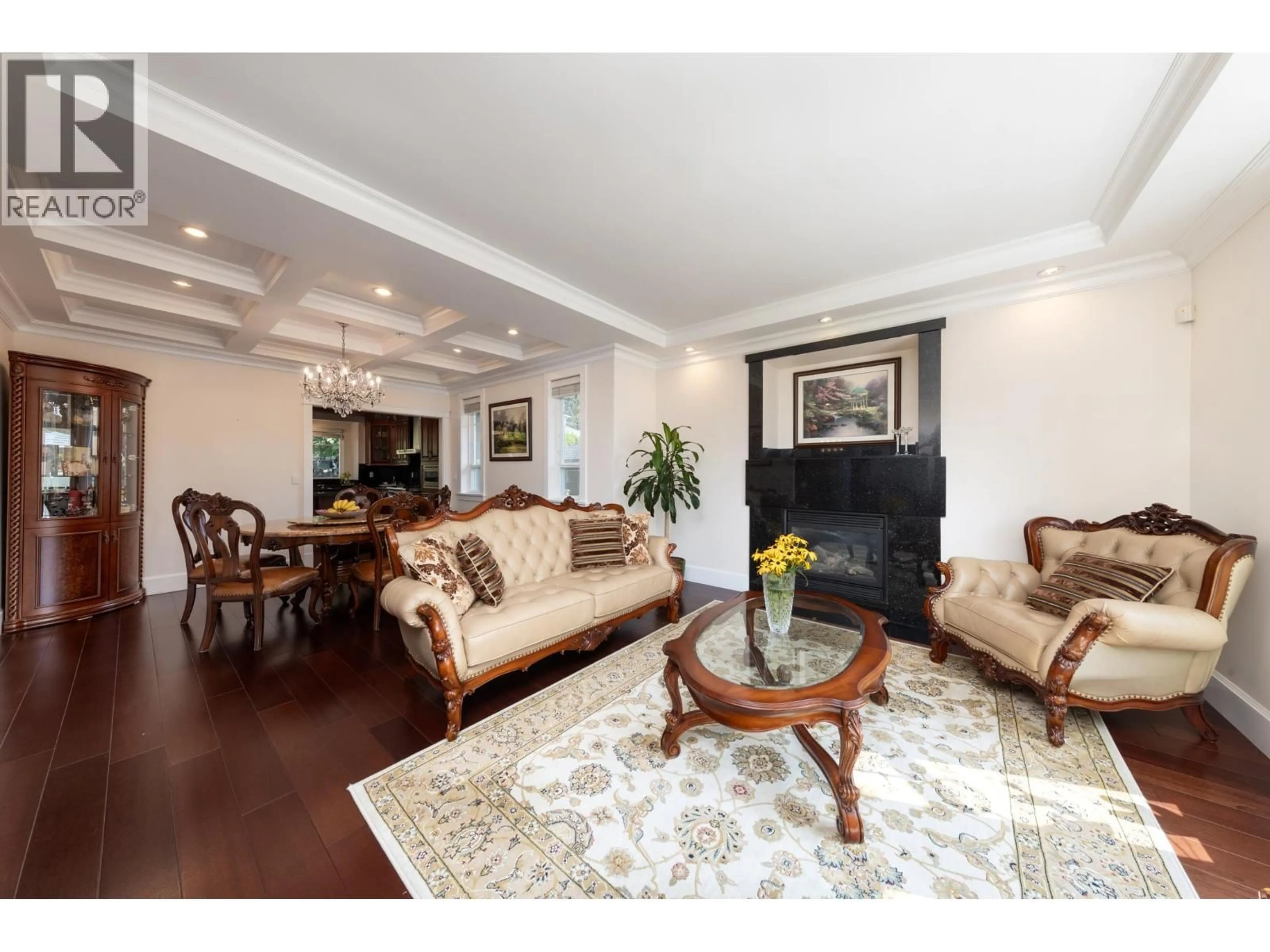Living room with furniture, unknown for 1361 LAWSON AVENUE, West Vancouver British Columbia V7T2E6