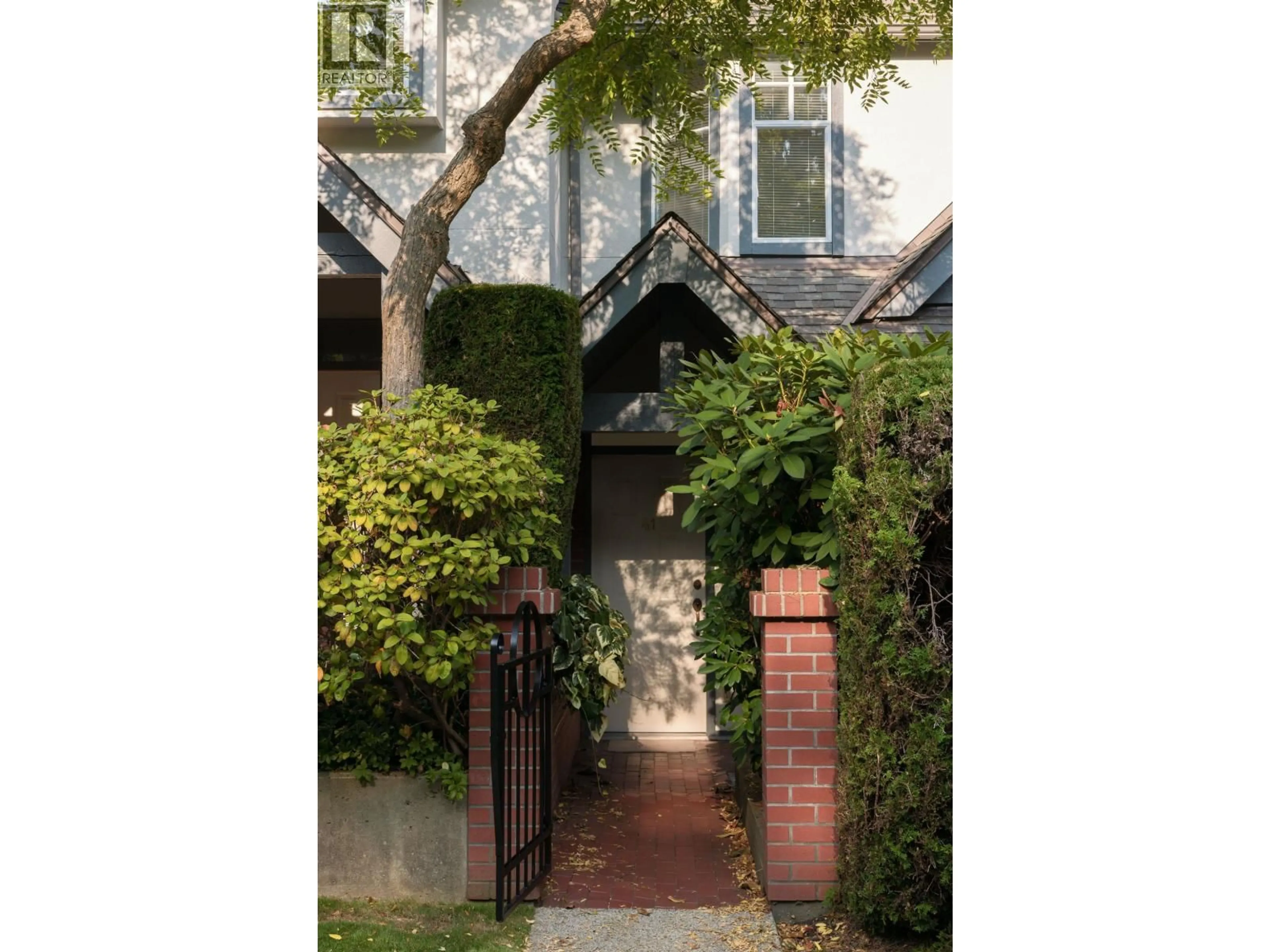 Unknown for 41 - 5880 HAMPTON PLACE, Vancouver British Columbia V6T2E9