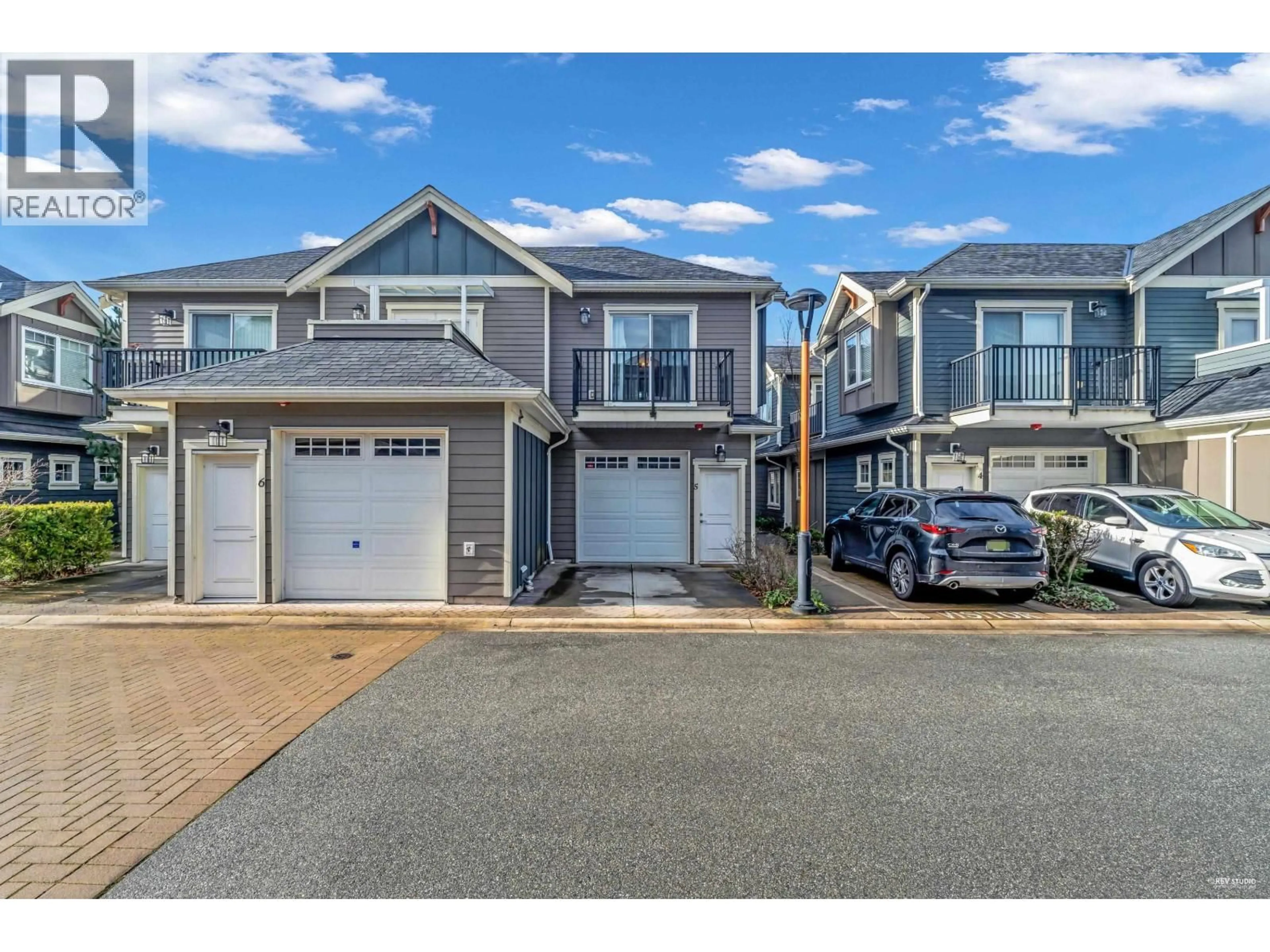 A pic from outside/outdoor area/front of a property/back of a property/a pic from drone, street for 5 - 6331 NO. 4 ROAD, Richmond British Columbia V6Y2T1