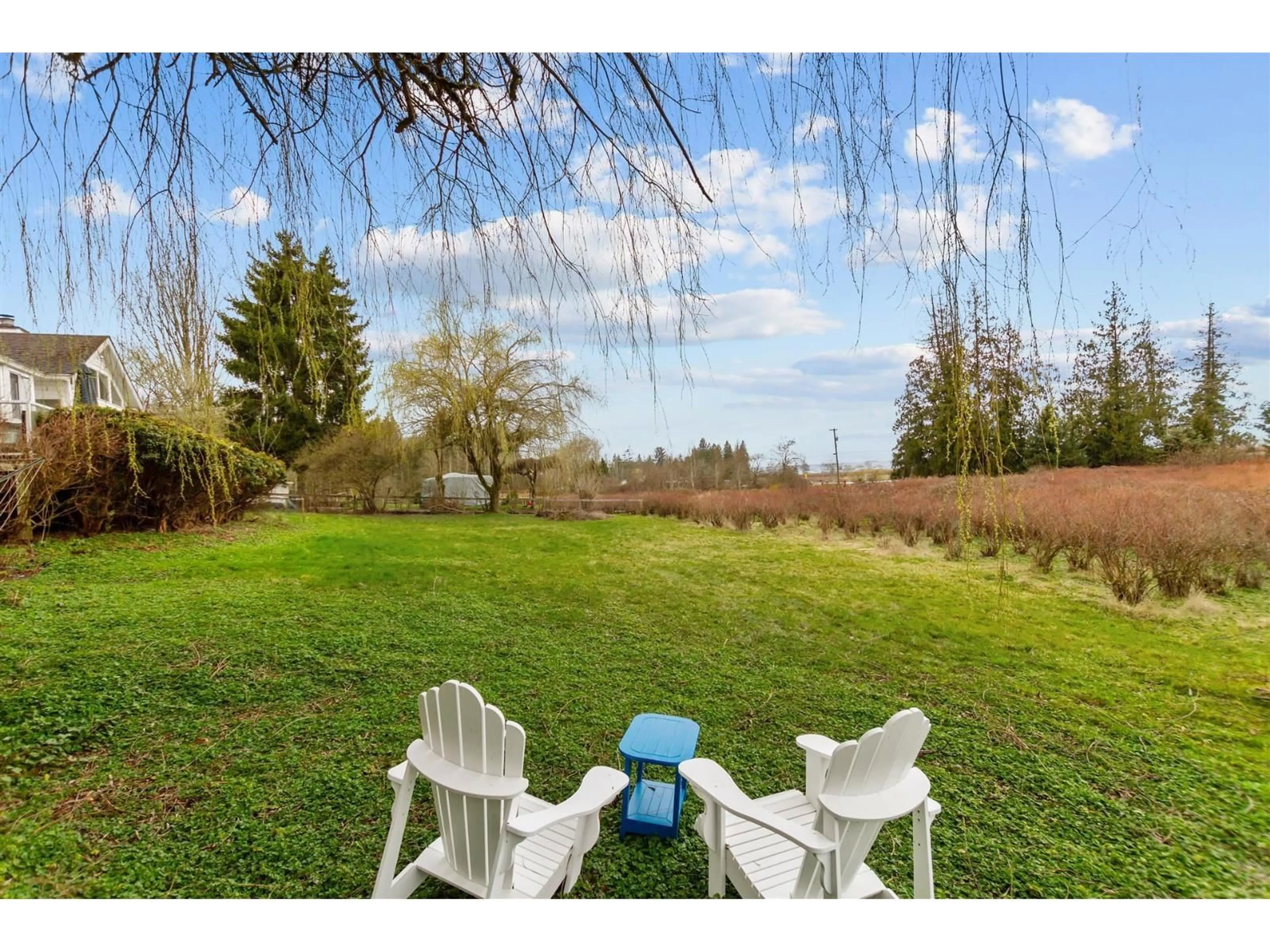 Patio, water/lake/river/ocean view for 17325 31, Surrey British Columbia V3Z0C2