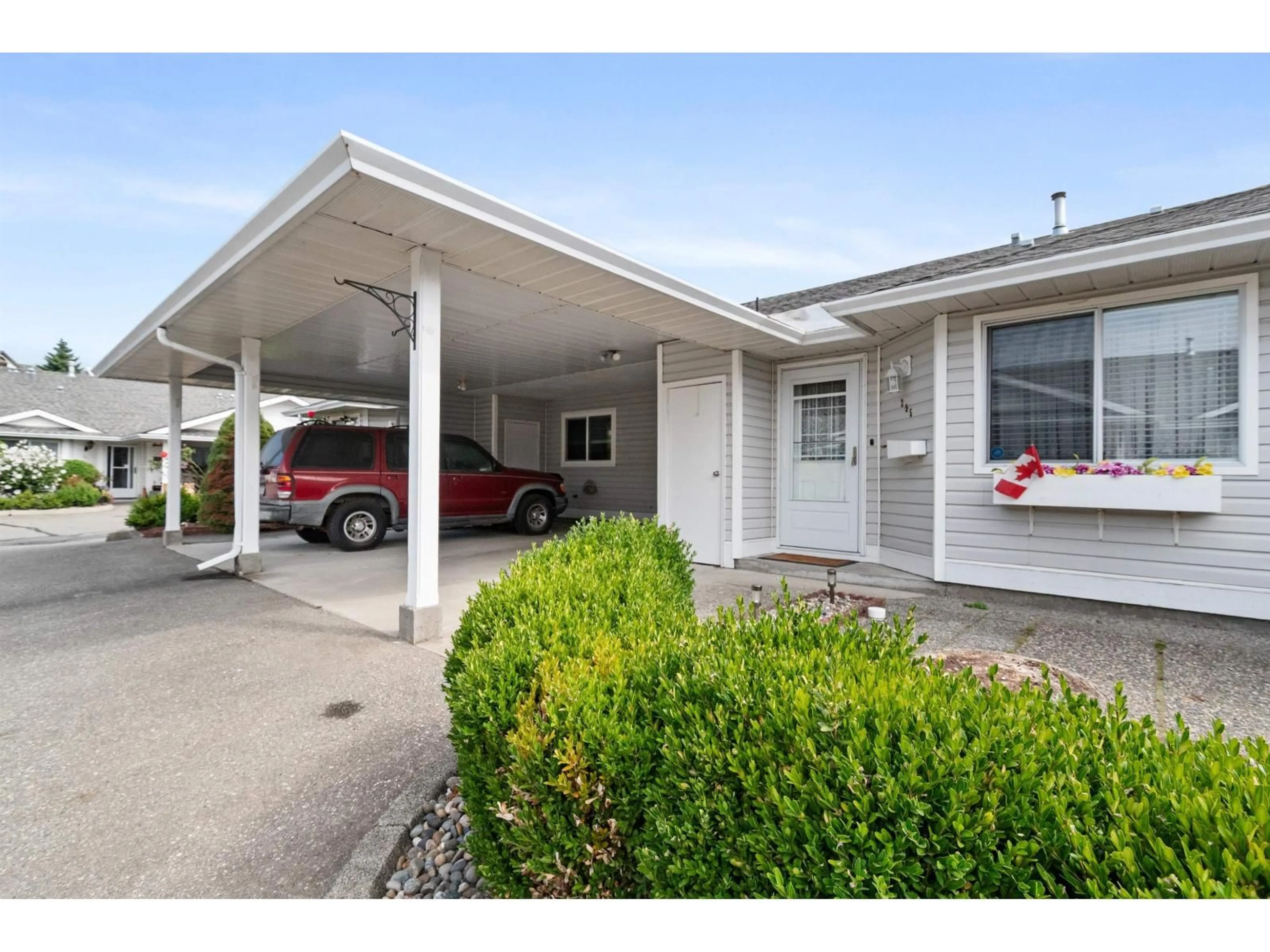 Indoor garage for 255 - 7610 EVANS ROAD, Chilliwack British Columbia V2R2Z5