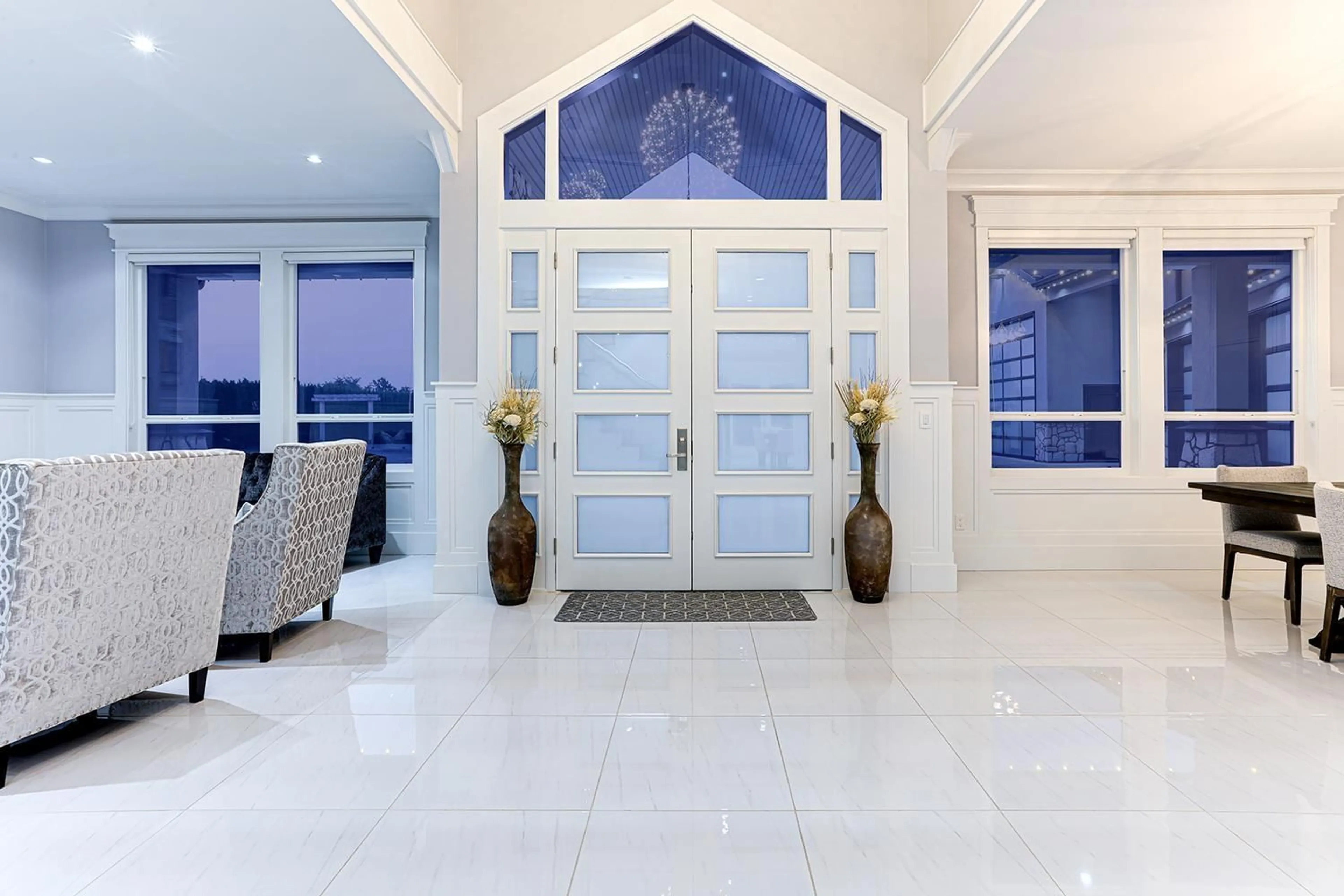 Indoor foyer for 22488 40, Langley British Columbia V2Z2H1