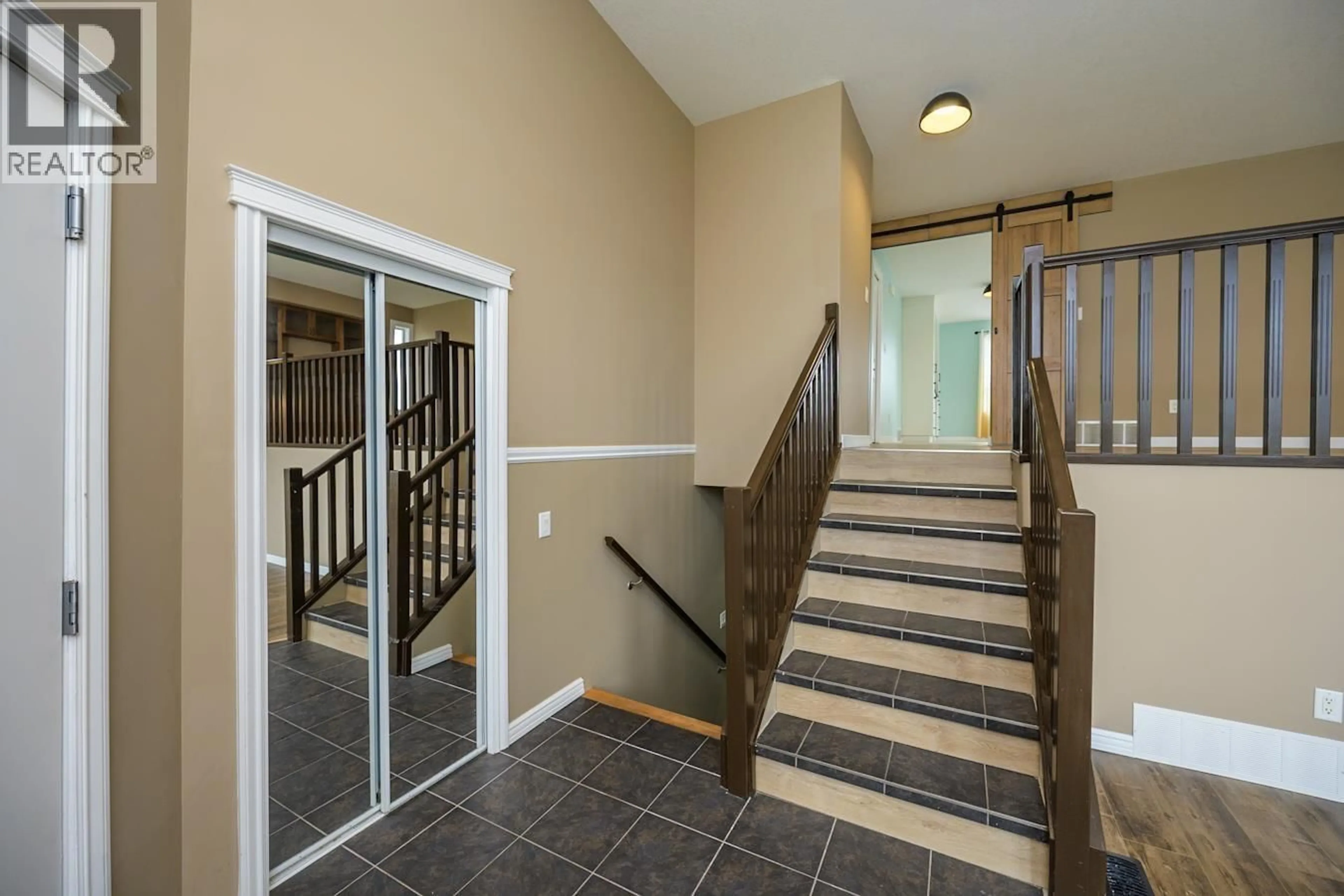 Indoor foyer for 7003 TRYGG COURT, Prince George British Columbia V2N6Z8